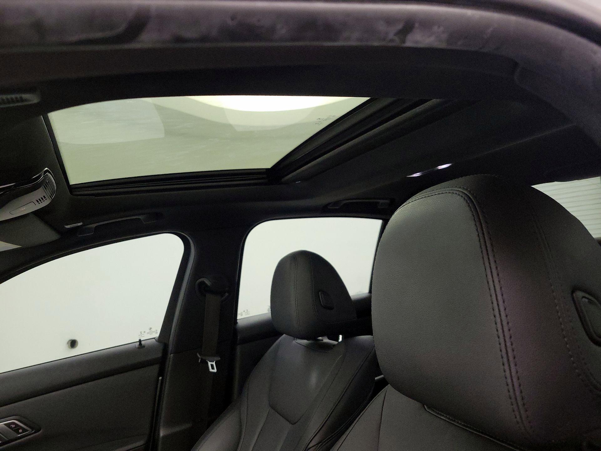 Thumbnail: 2019 BMW 3 Series - 18