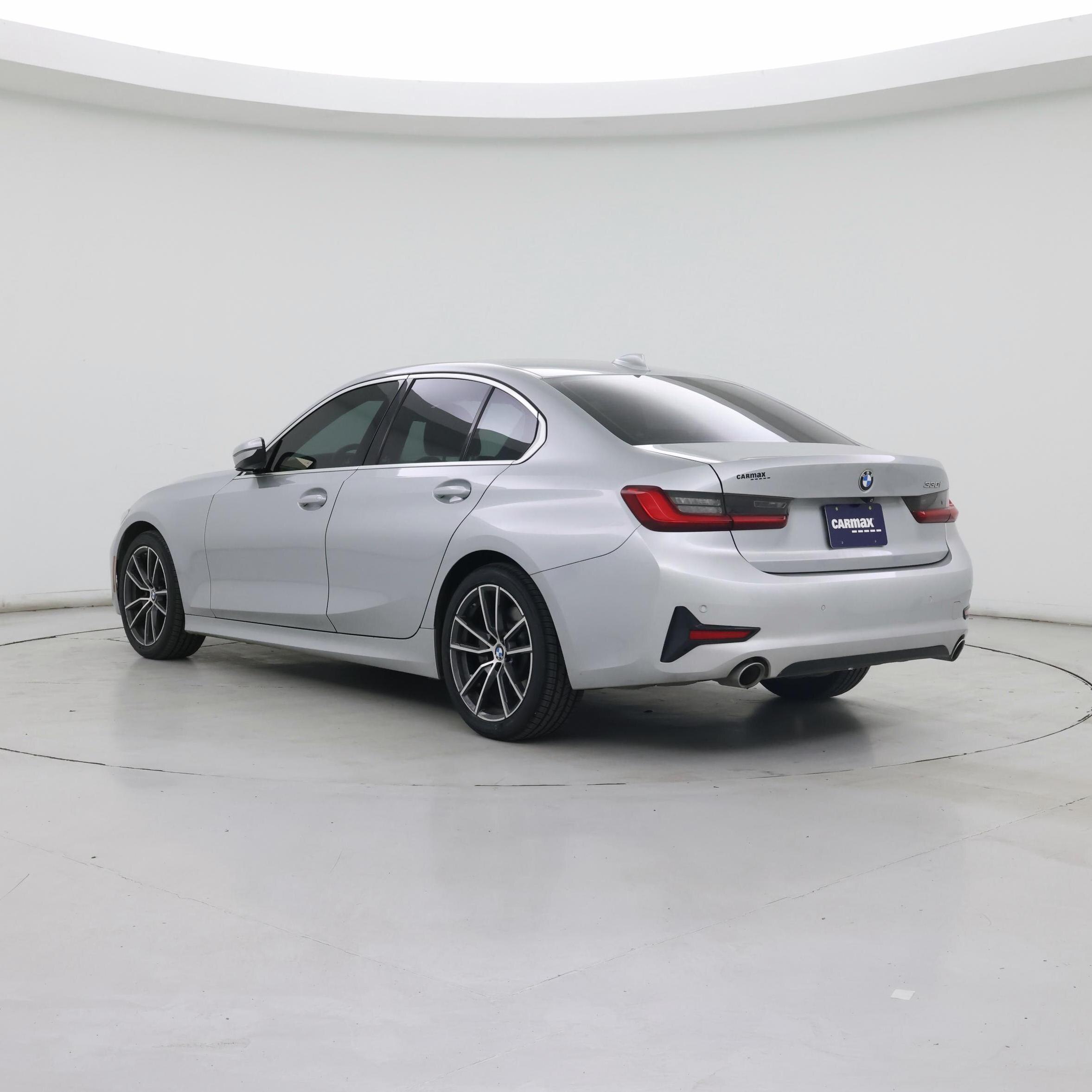 Thumbnail: 2019 BMW 3 Series - 2