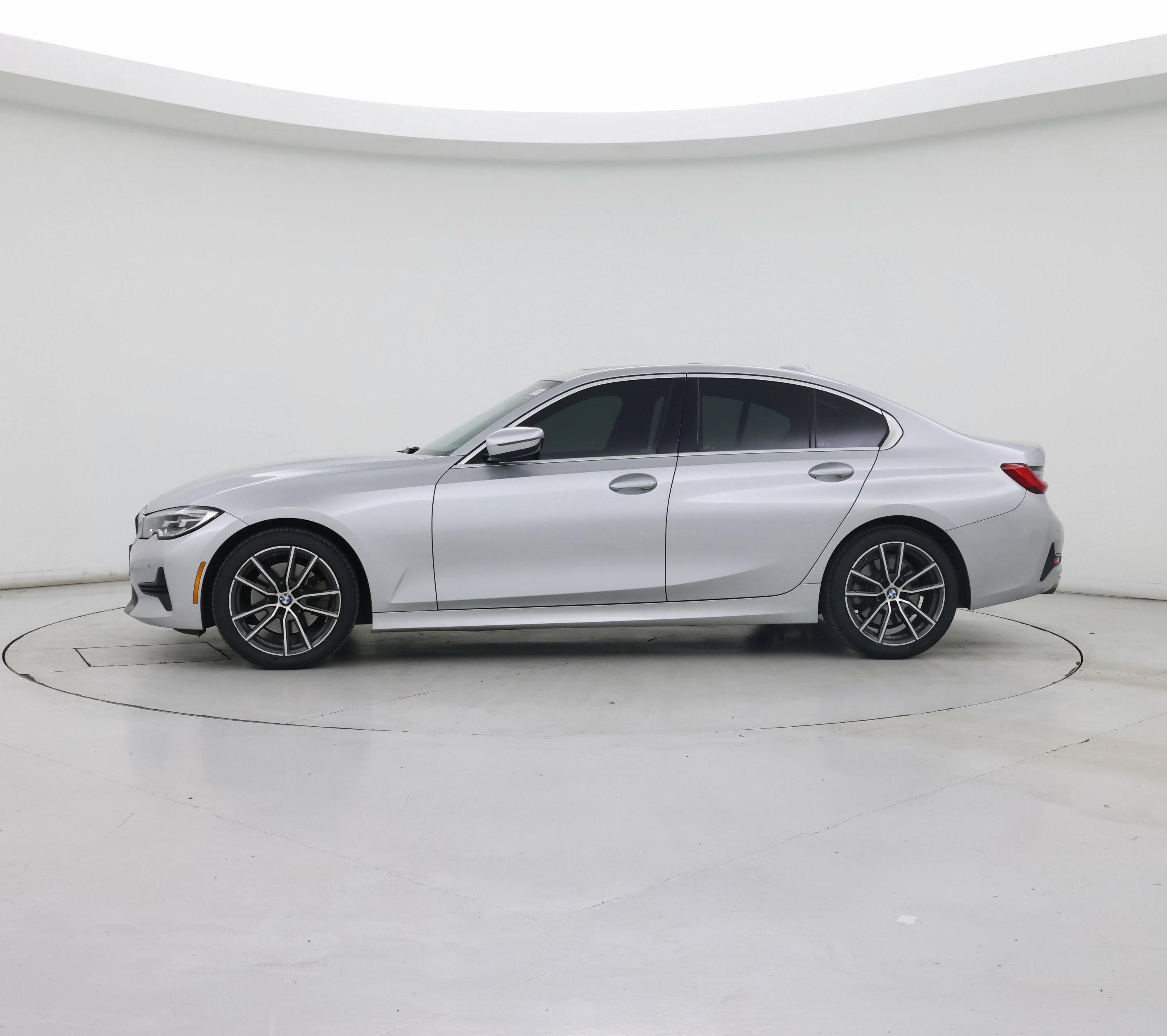 Thumbnail: 2019 BMW 3 Series - 3