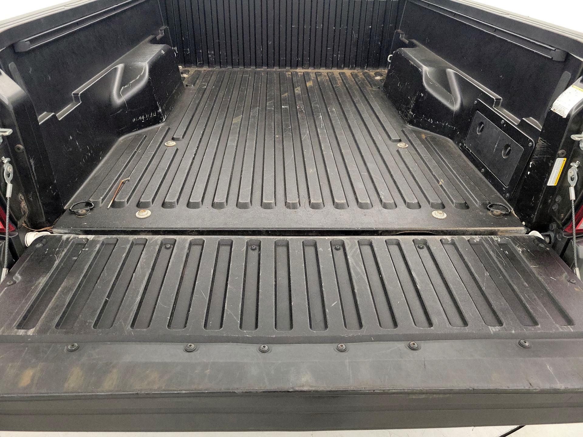 Thumbnail: 2021 Toyota Tacoma - 20