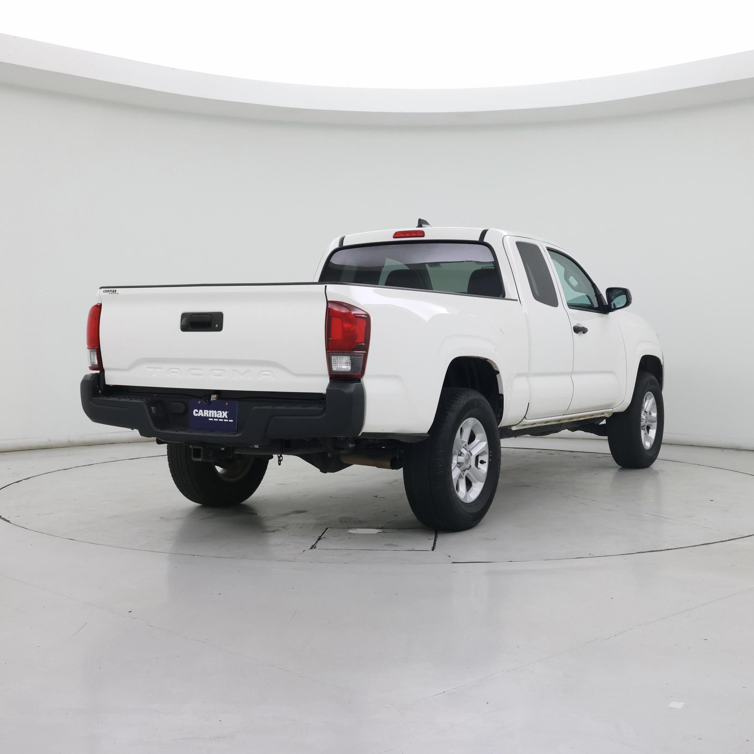 Thumbnail: 2021 Toyota Tacoma - 8