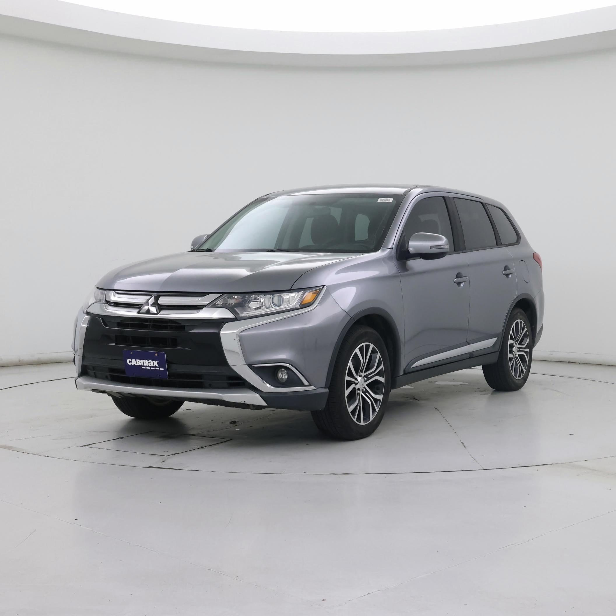 Thumbnail: 2018 Mitsubishi Outlander - 4
