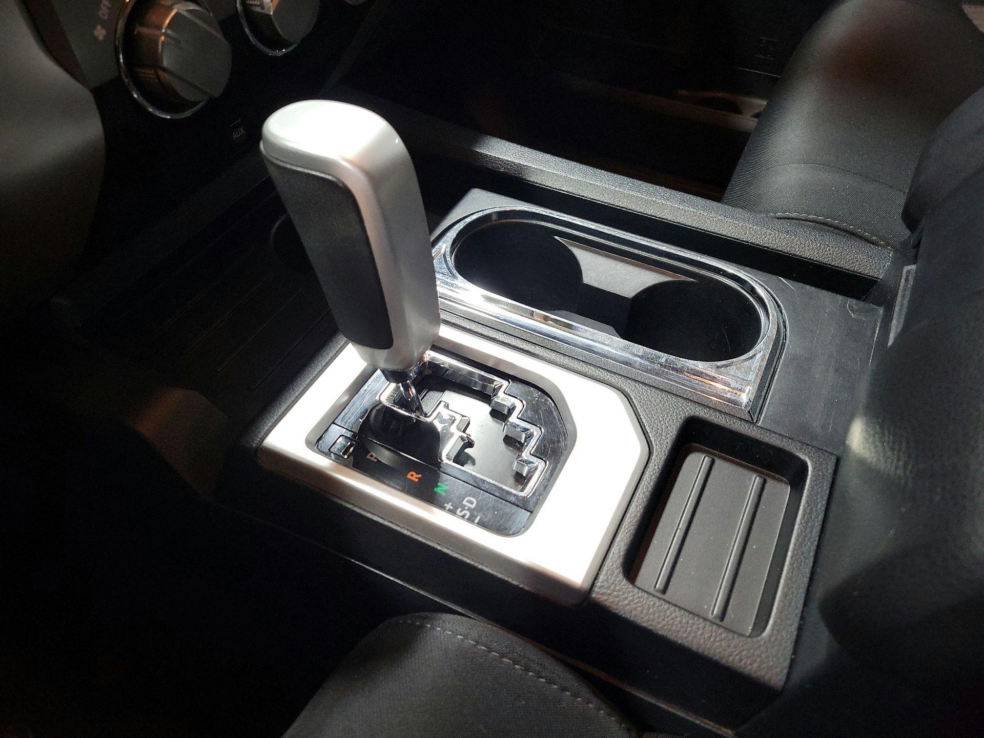 Thumbnail: 2019 Toyota Tundra - 17