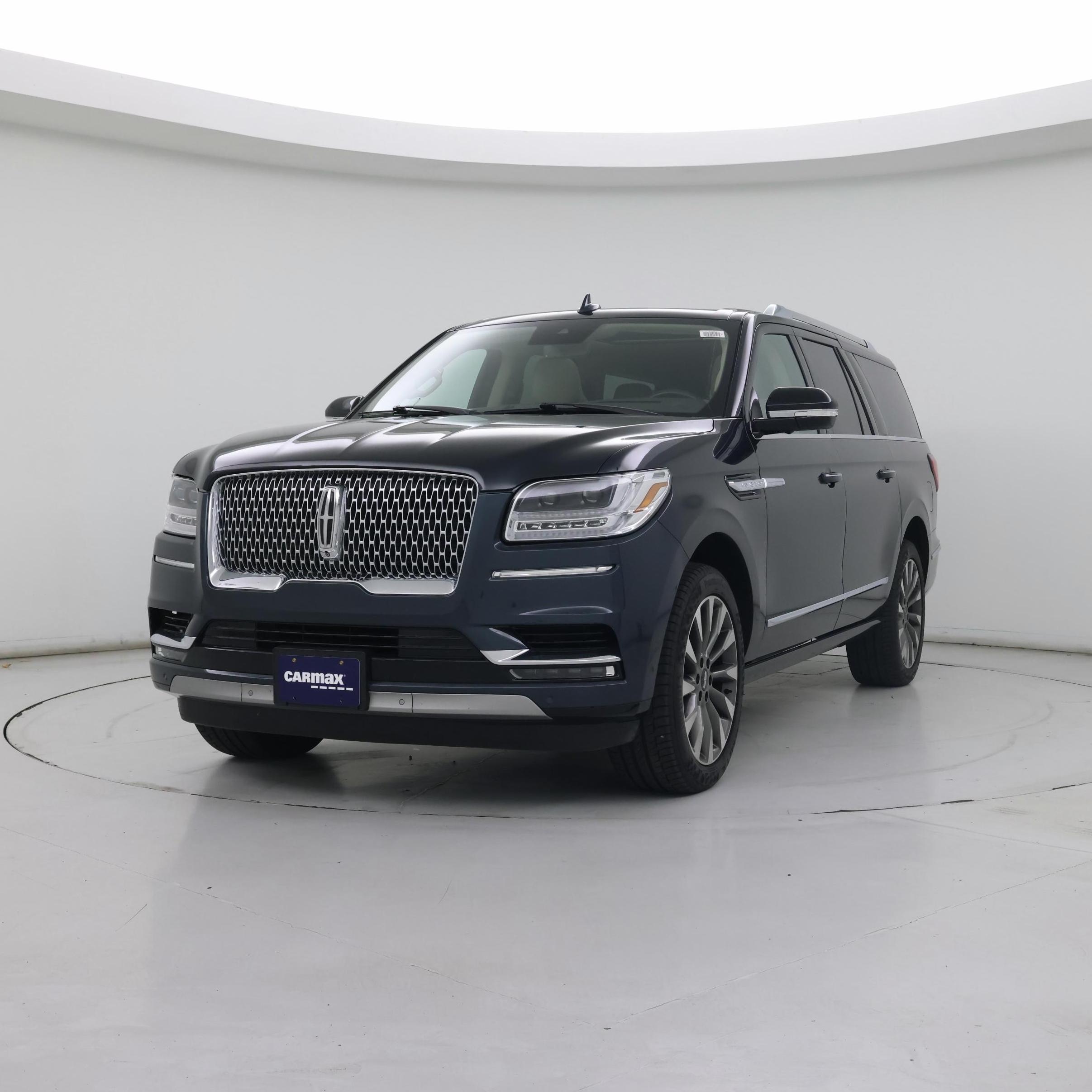 Thumbnail: 2021 Lincoln Navigator L - 4