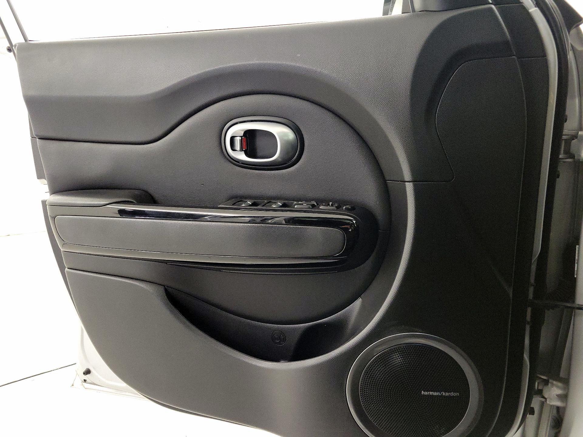 Thumbnail: 2019 Kia Soul - 12