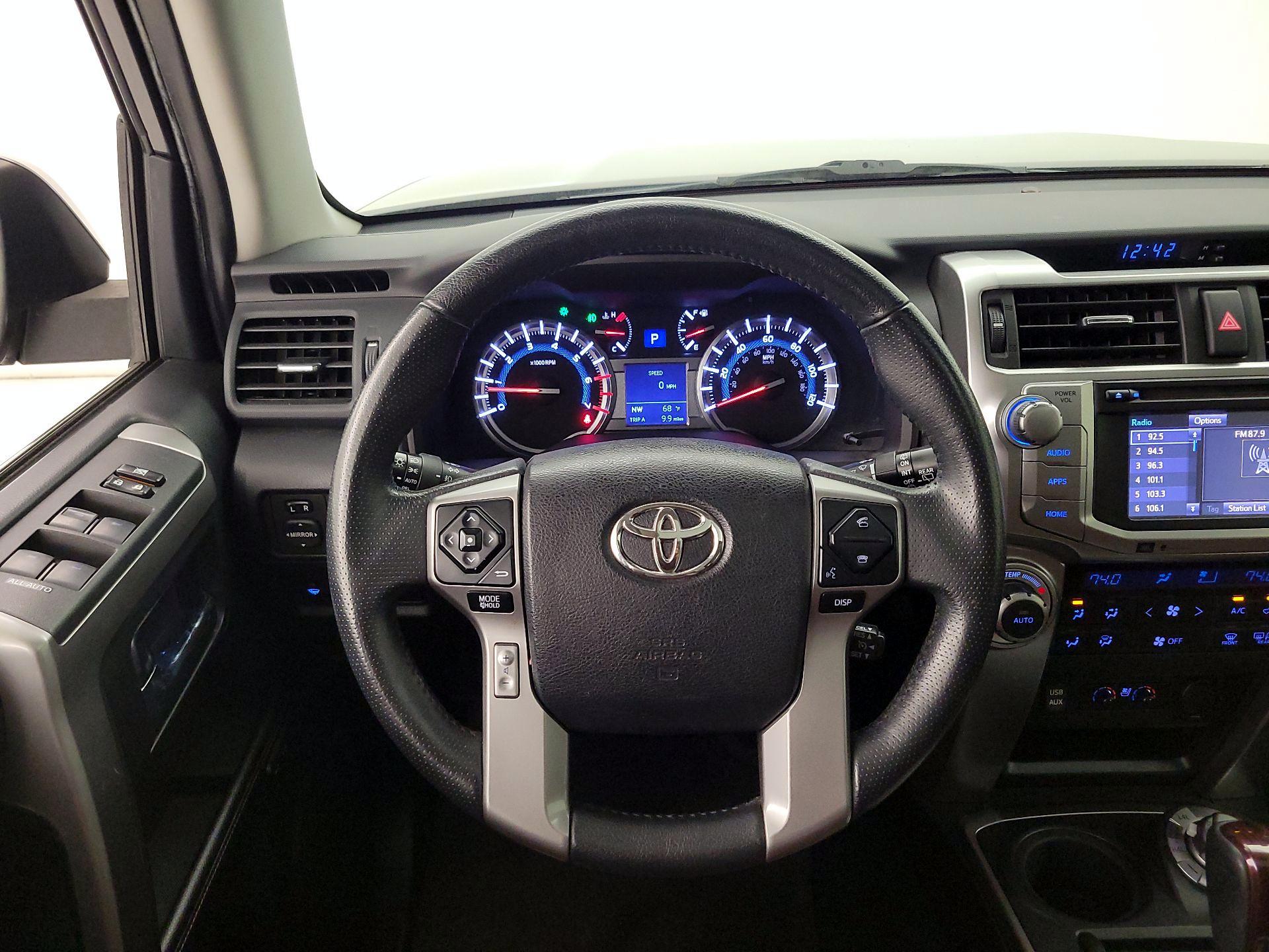 Thumbnail: 2017 Toyota 4Runner - 10