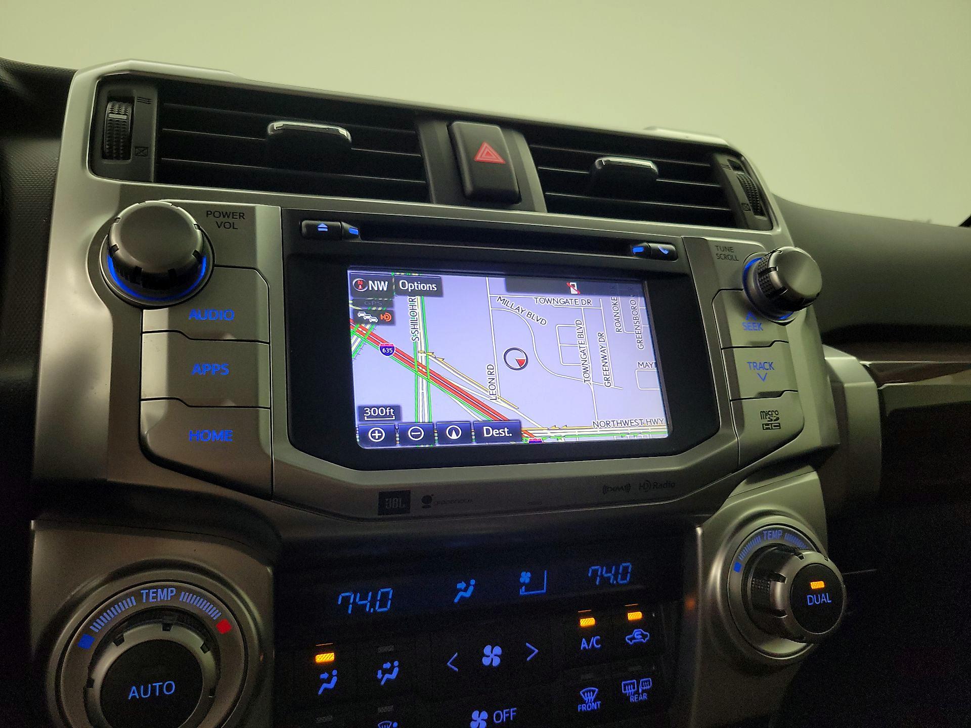 Thumbnail: 2017 Toyota 4Runner - 14