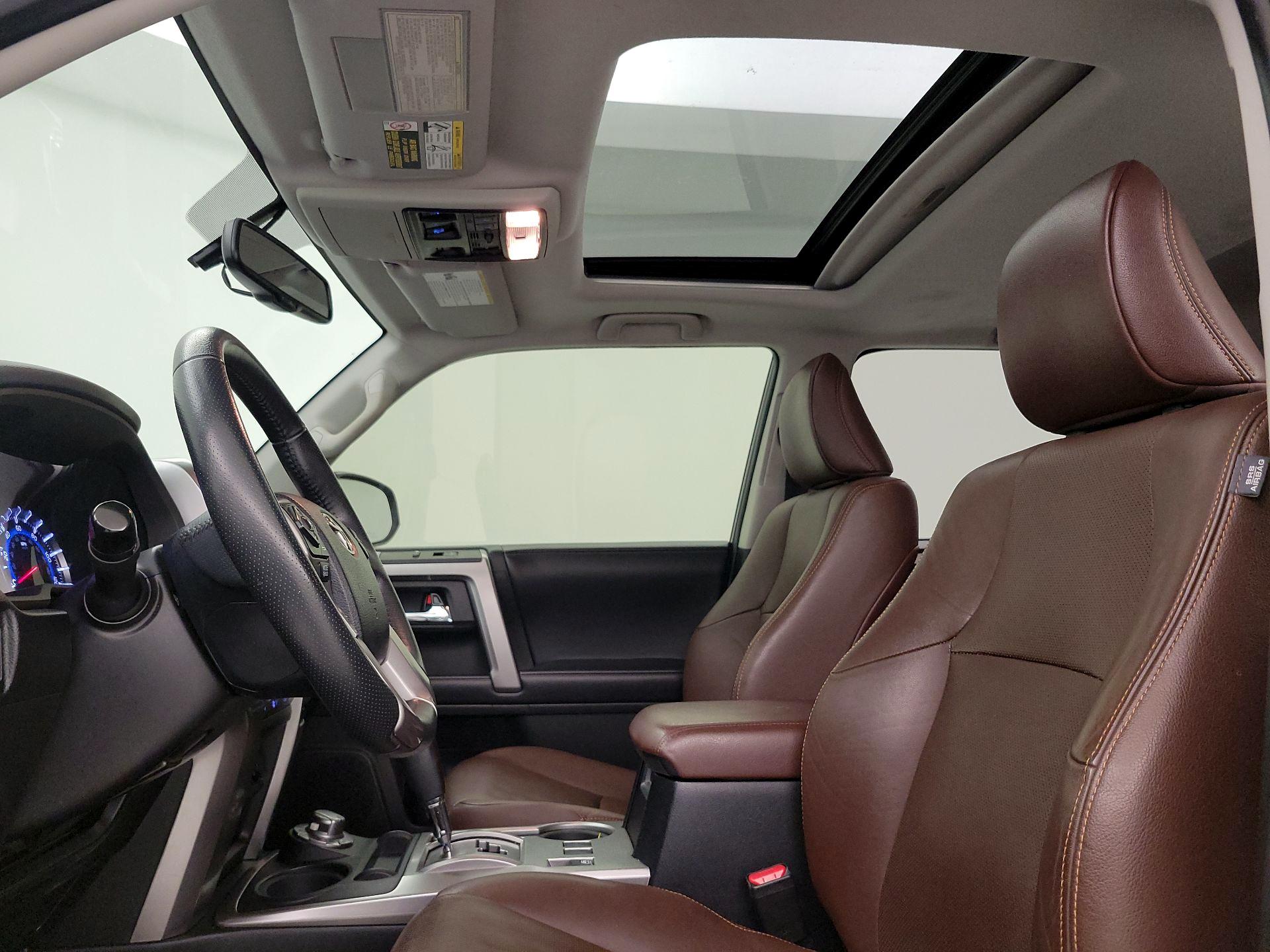 Thumbnail: 2017 Toyota 4Runner - 19