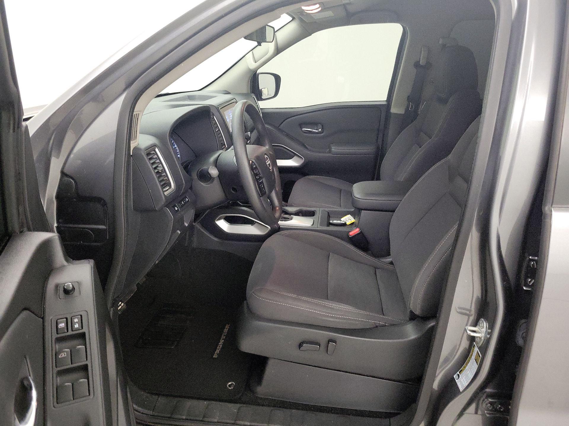 Thumbnail: 2022 Nissan Frontier - 11