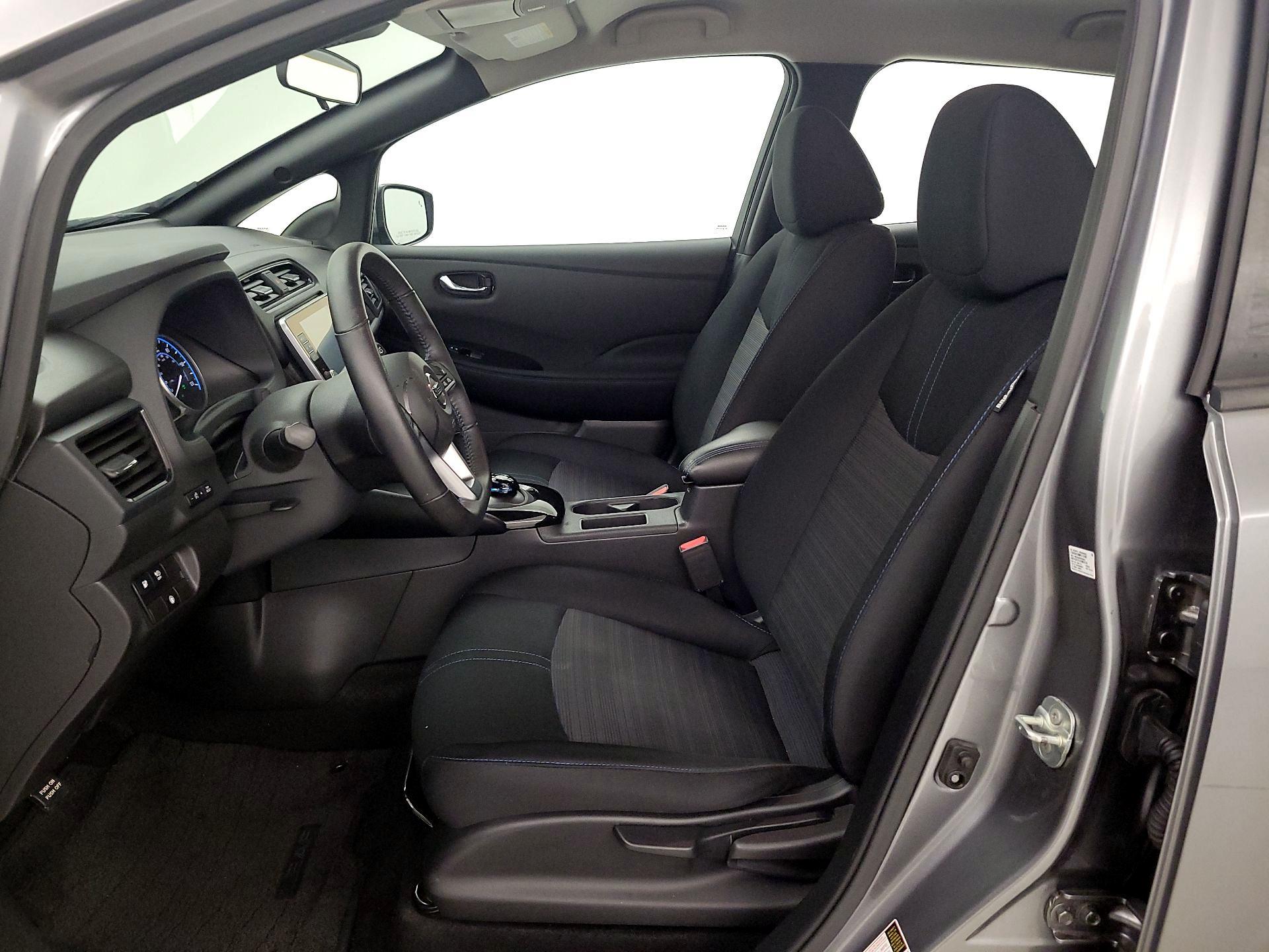 Thumbnail: 2020 Nissan Leaf - 11