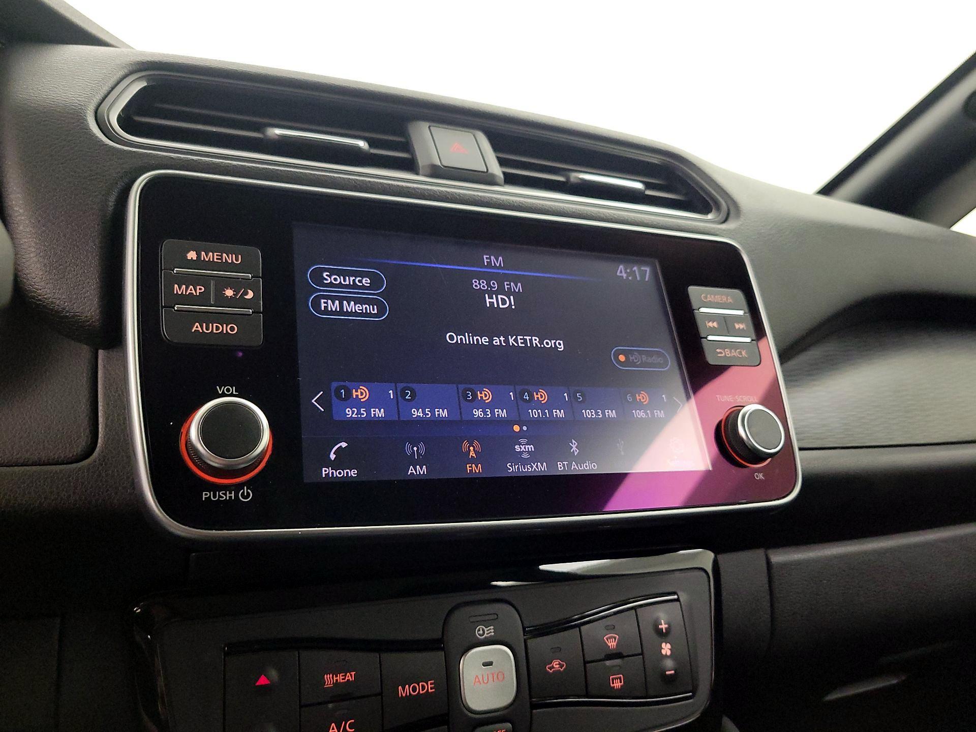 Thumbnail: 2020 Nissan Leaf - 16
