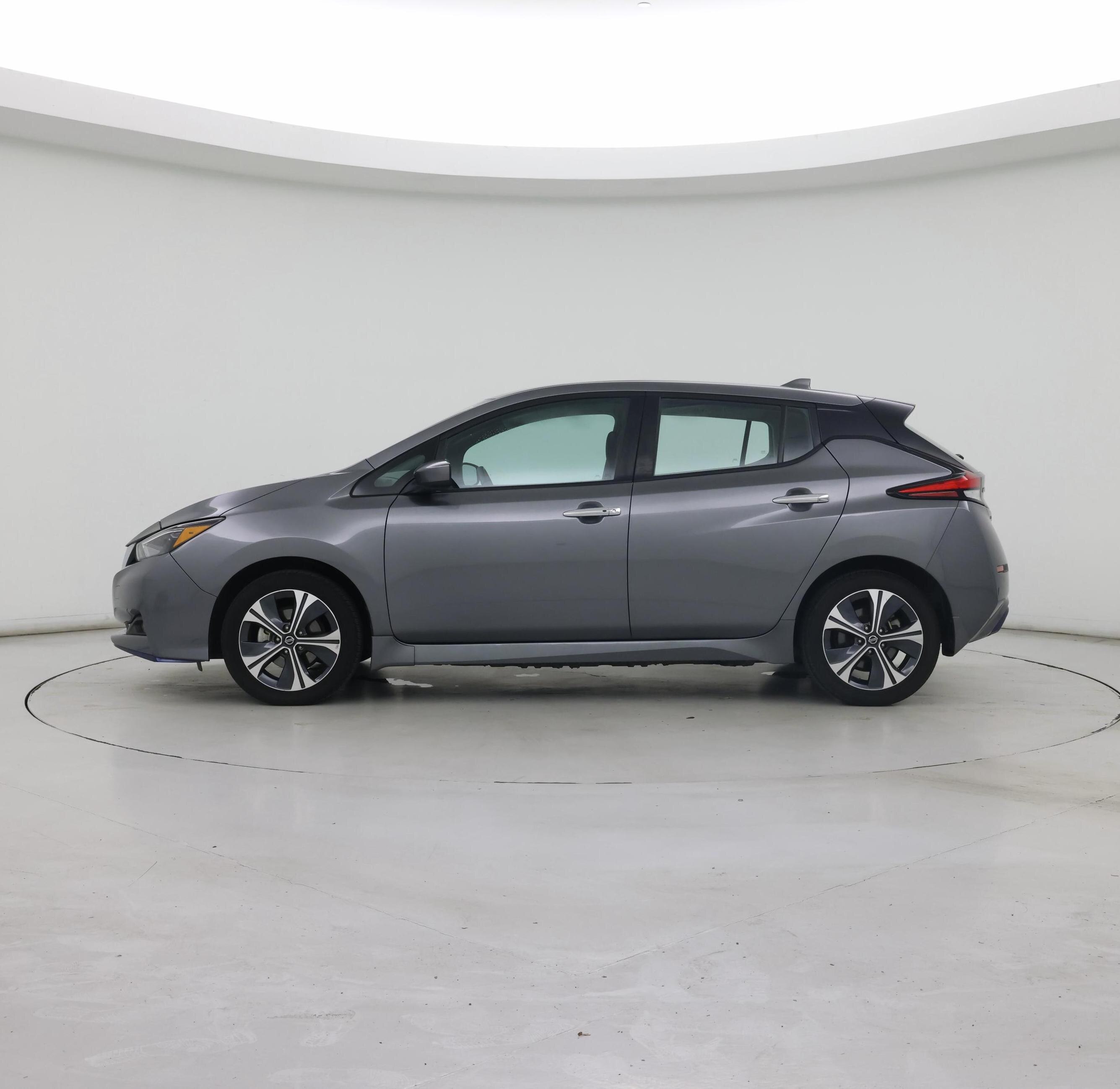 Thumbnail: 2020 Nissan Leaf - 3