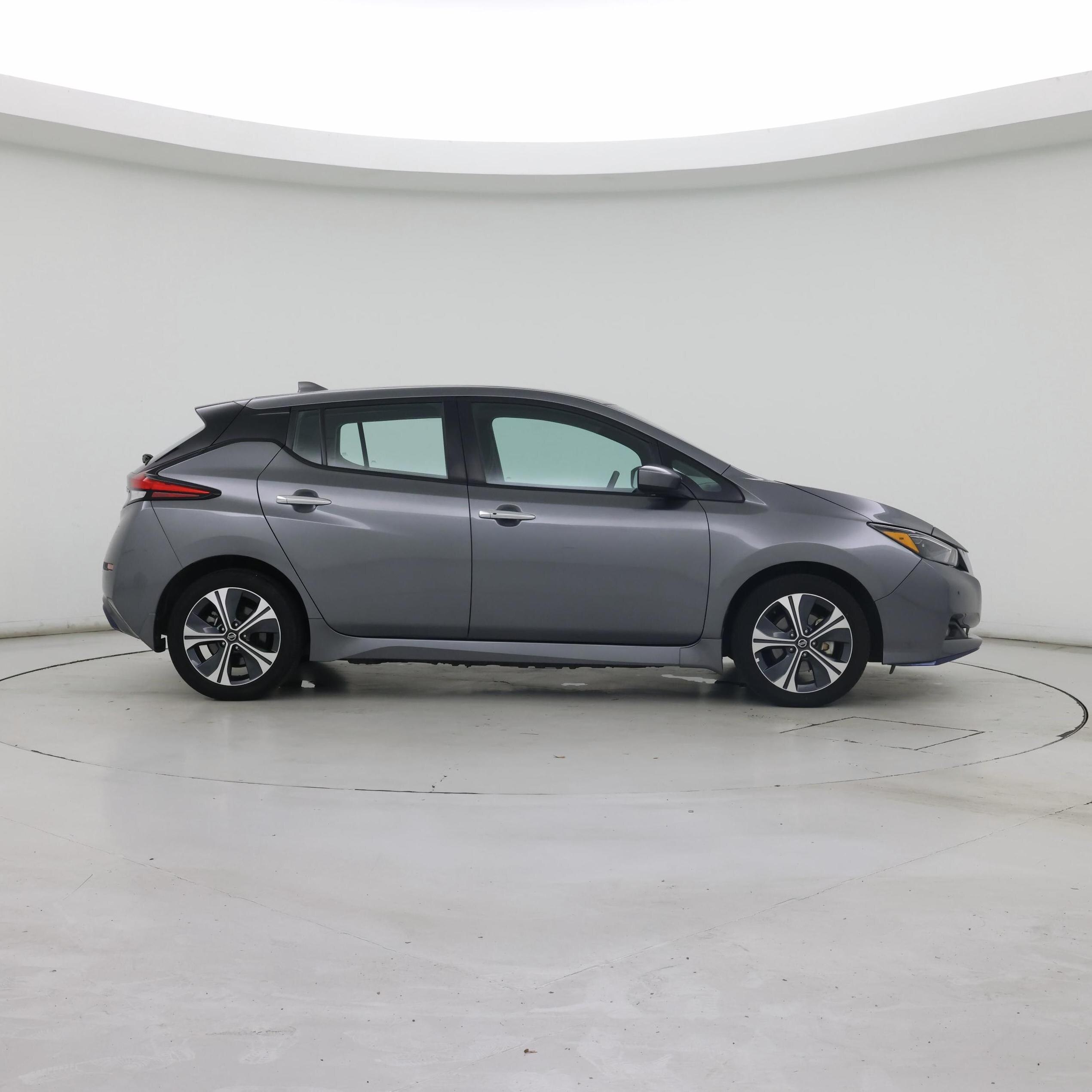 Thumbnail: 2020 Nissan Leaf - 7