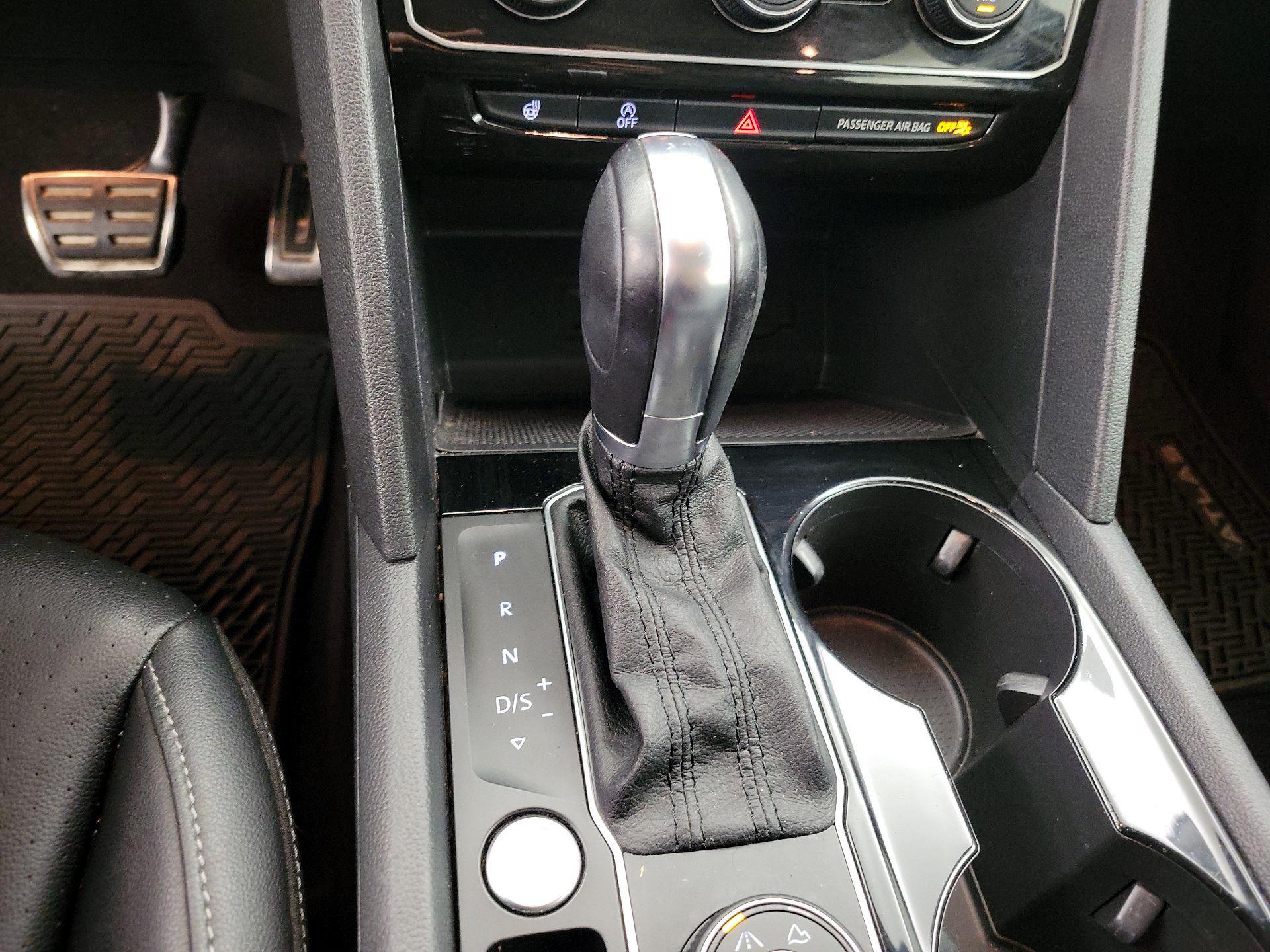 Thumbnail: 2019 Volkswagen Atlas - 17