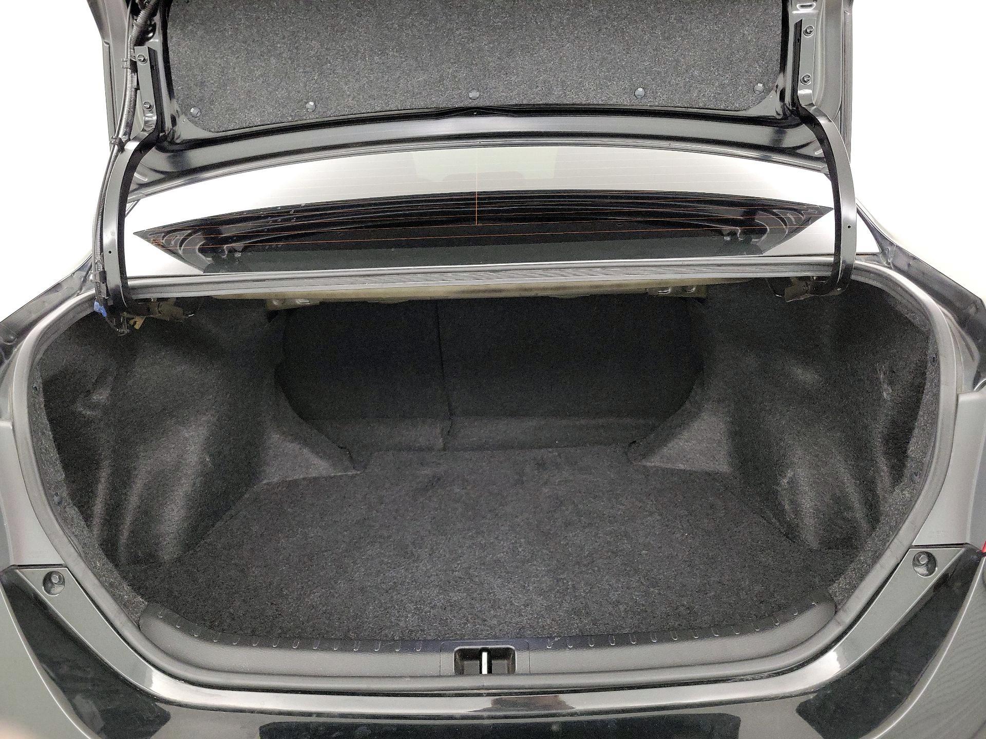 Thumbnail: 2018 Toyota Corolla - 19