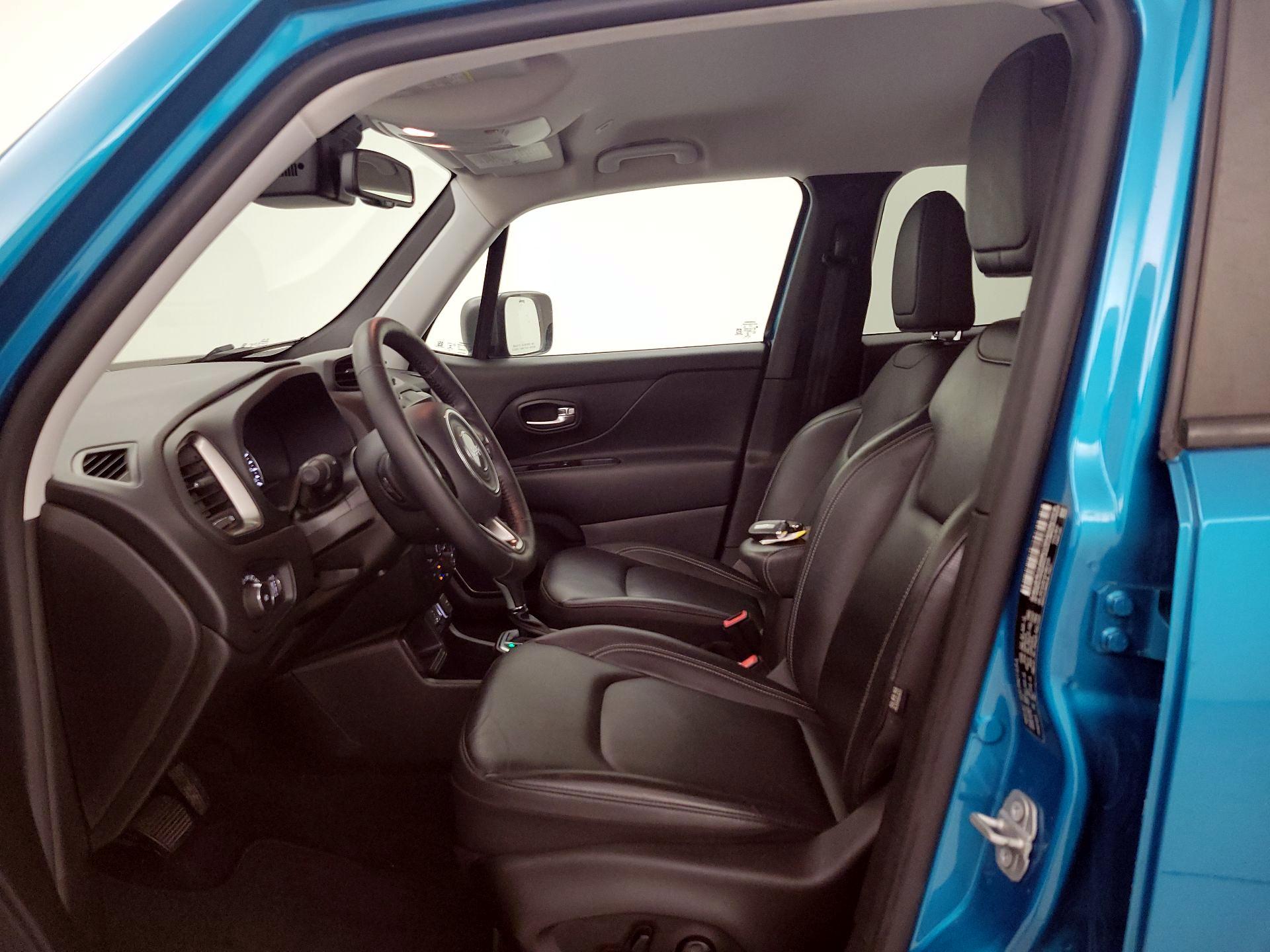 Thumbnail: 2020 Jeep Renegade - 11