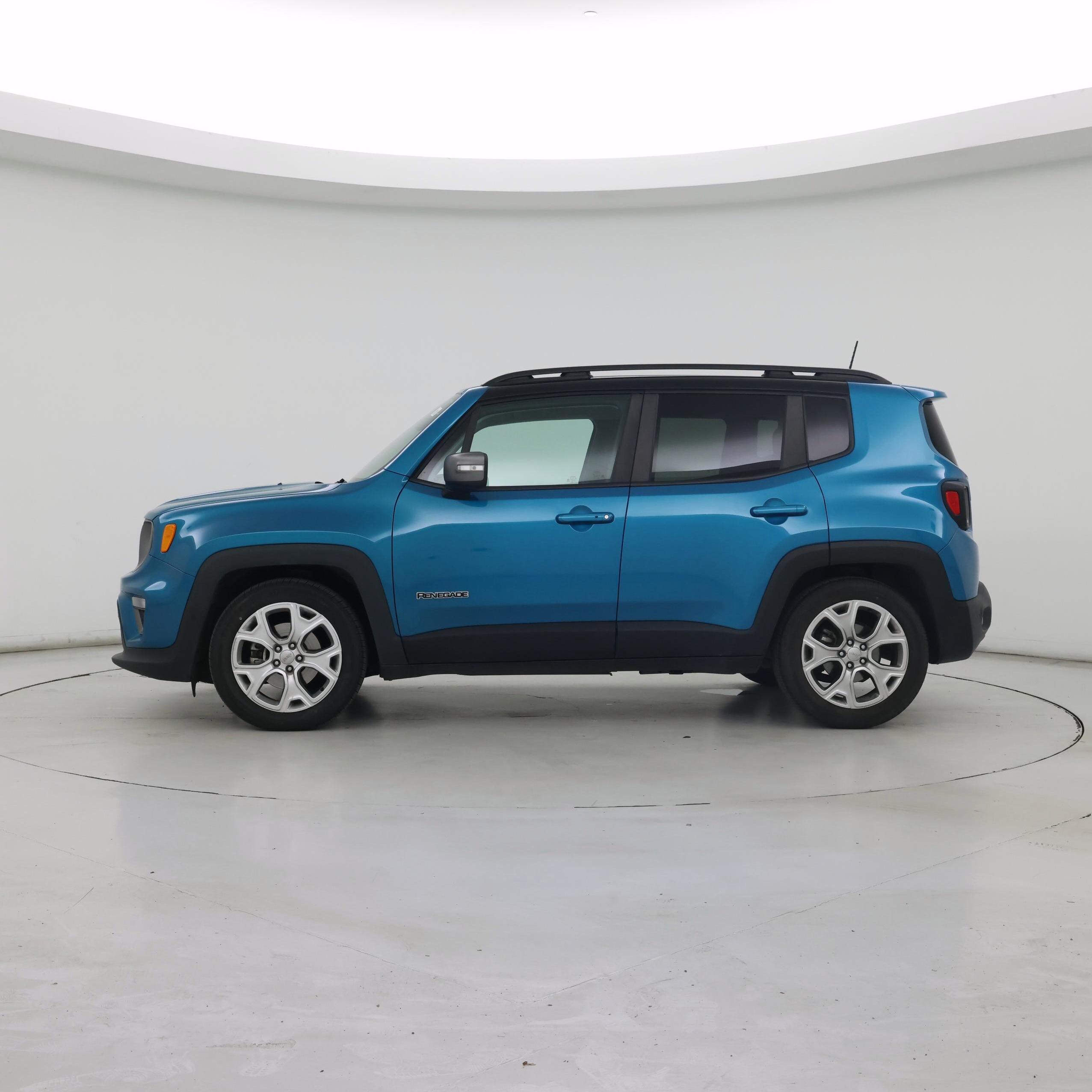 Thumbnail: 2020 Jeep Renegade - 3