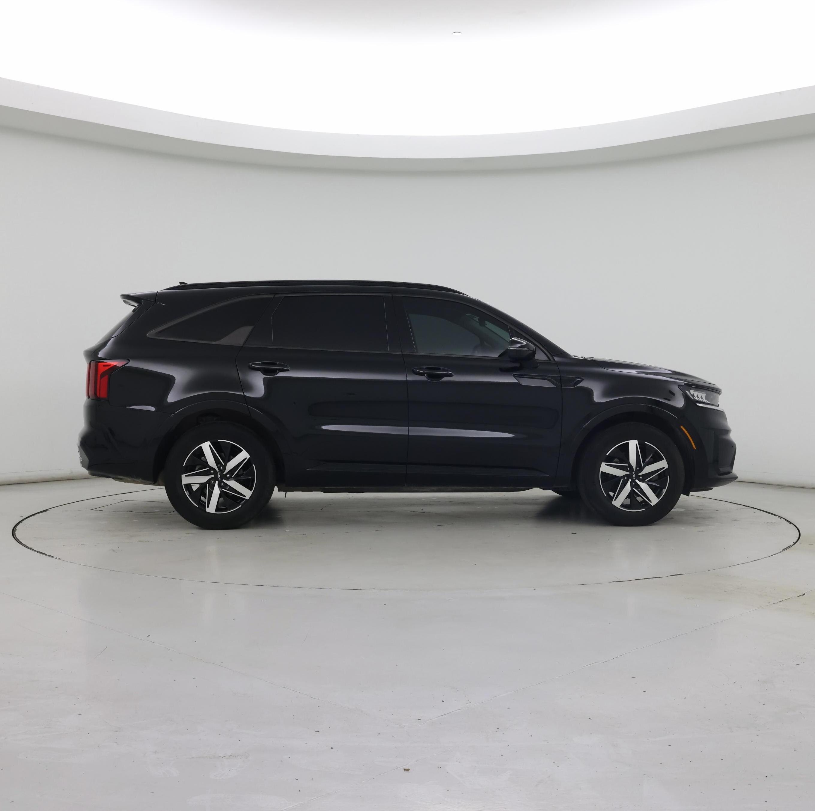 Thumbnail: 2023 Kia Sorento - 7