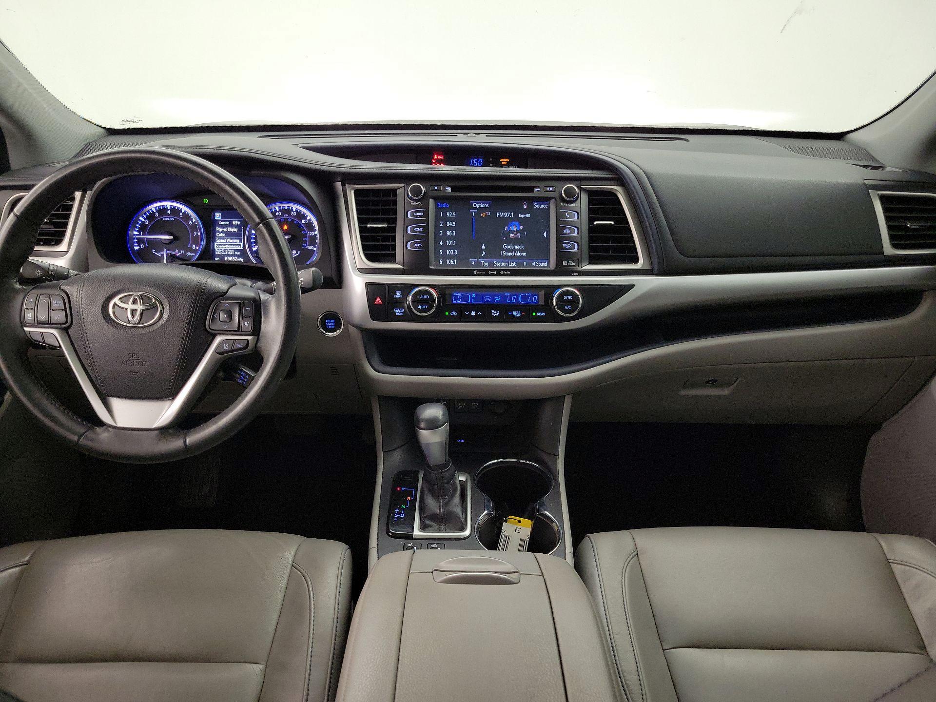 Thumbnail: 2018 Toyota Highlander - 9