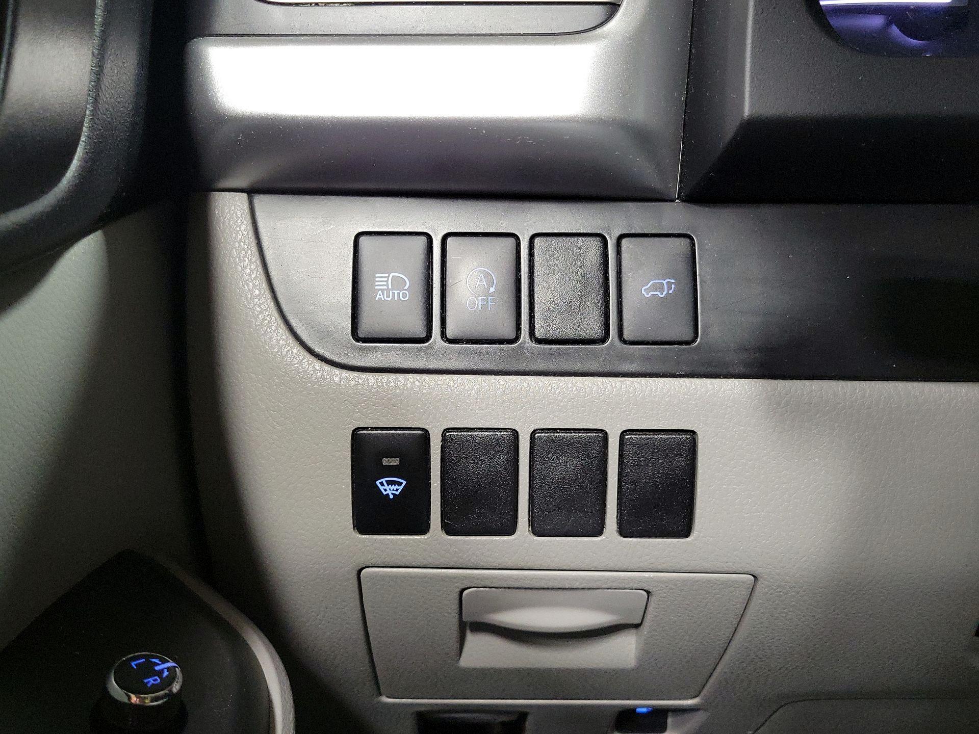 Thumbnail: 2018 Toyota Highlander - 13