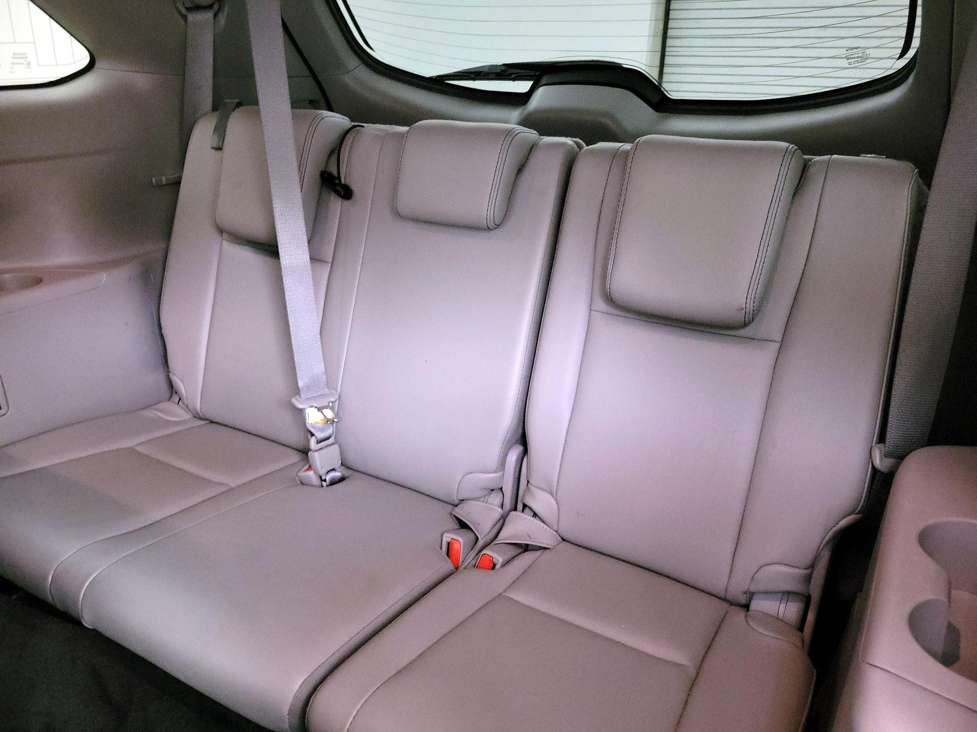 Thumbnail: 2018 Toyota Highlander - 20