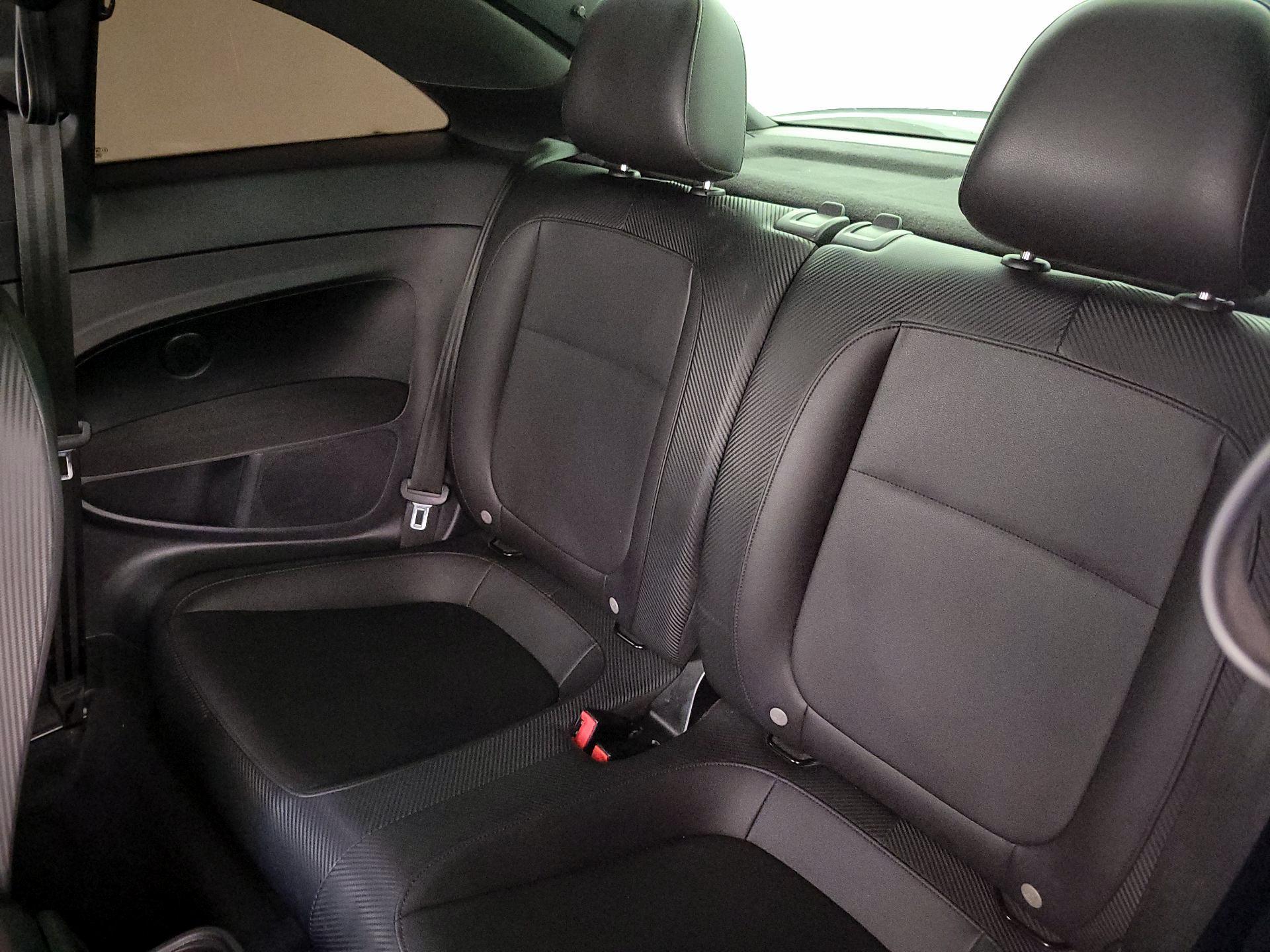 Thumbnail: 2018 Volkswagen Beetle - 18