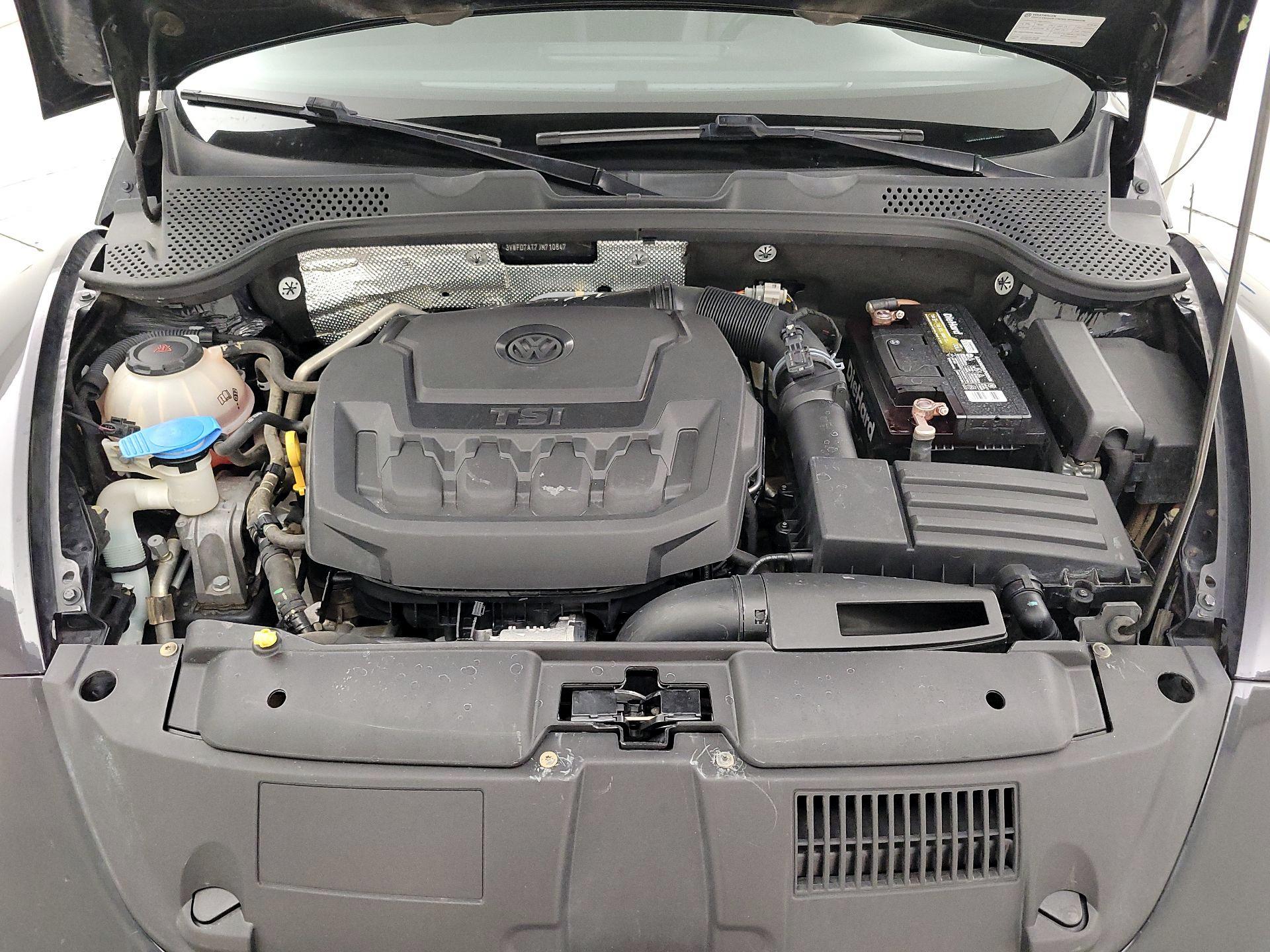 Thumbnail: 2018 Volkswagen Beetle - 20