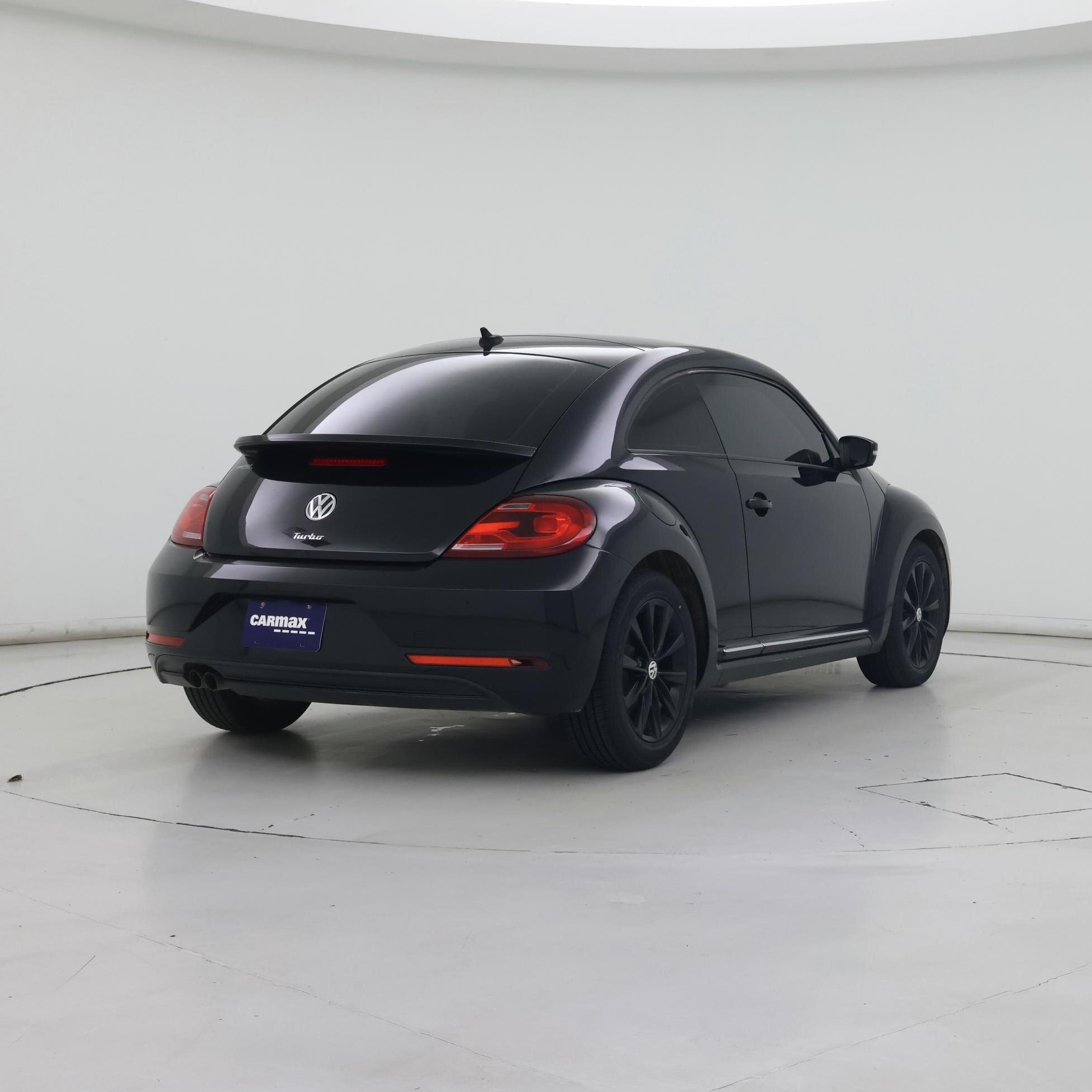 Thumbnail: 2018 Volkswagen Beetle - 8