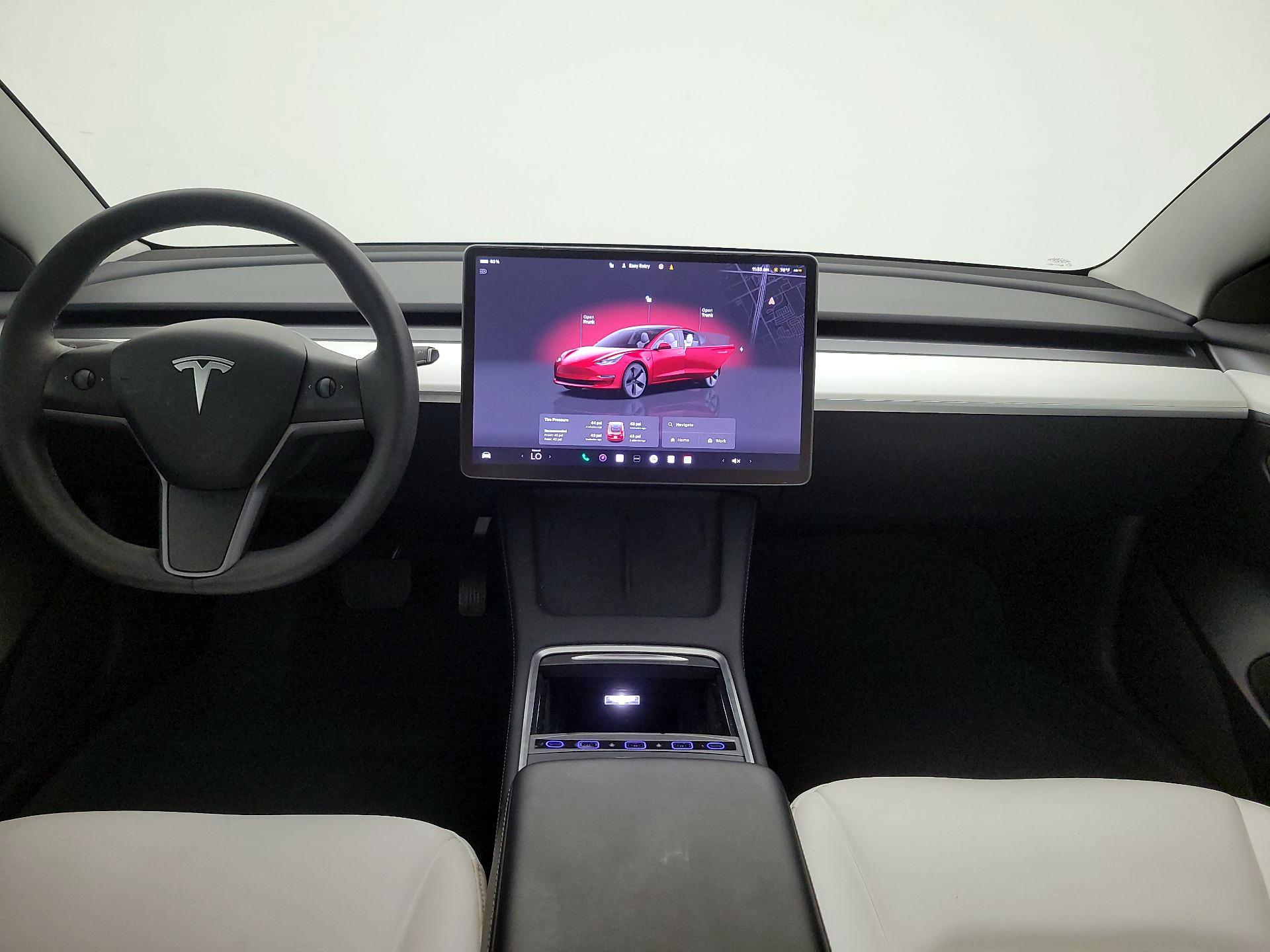 Thumbnail: 2023 Tesla Model 3 - 9