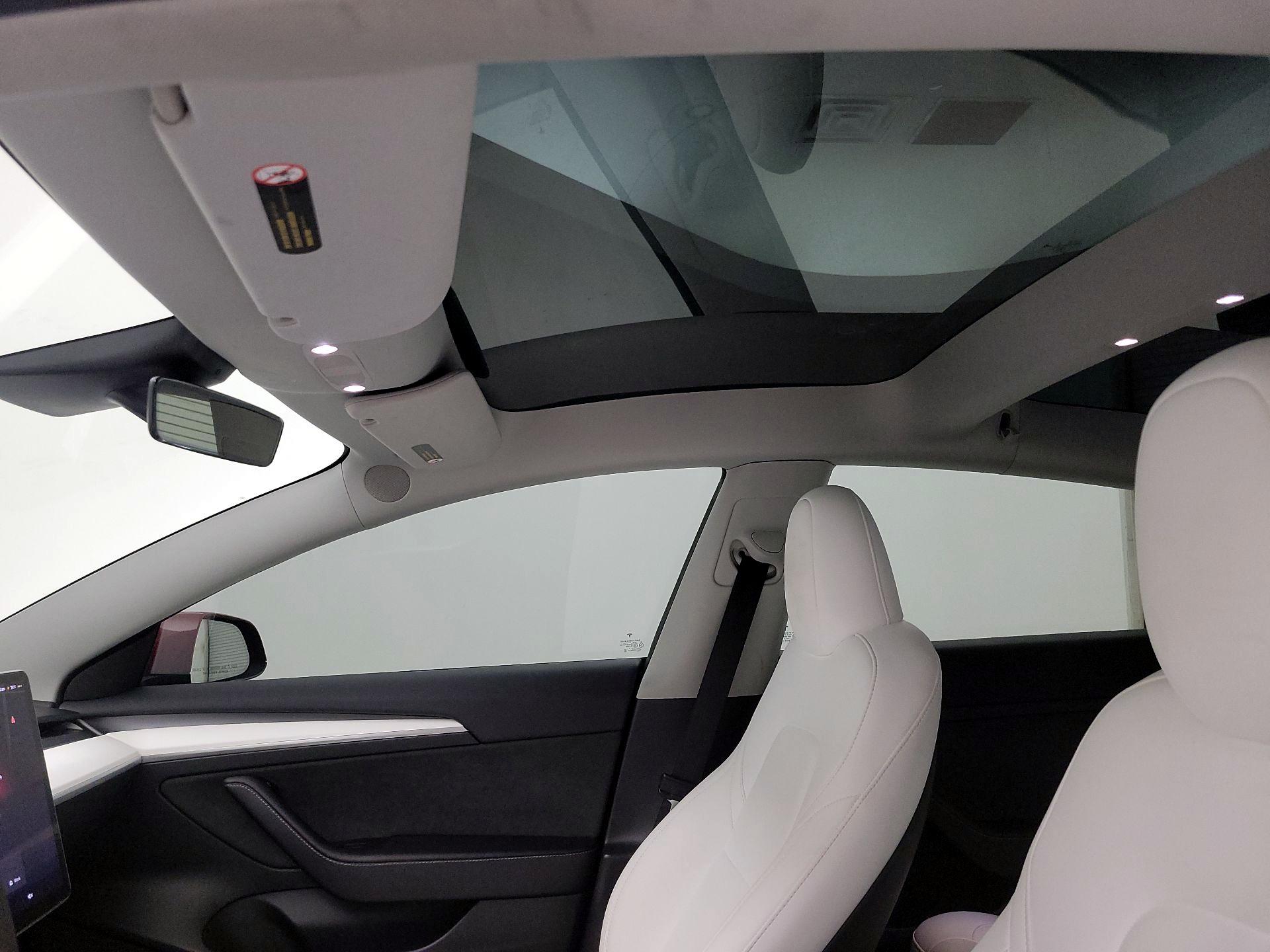 Thumbnail: 2023 Tesla Model 3 - 18