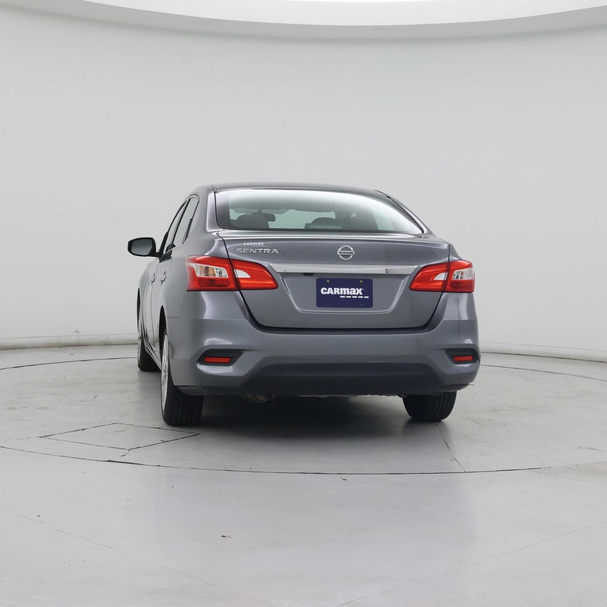 Thumbnail: 2018 Nissan Sentra - 6