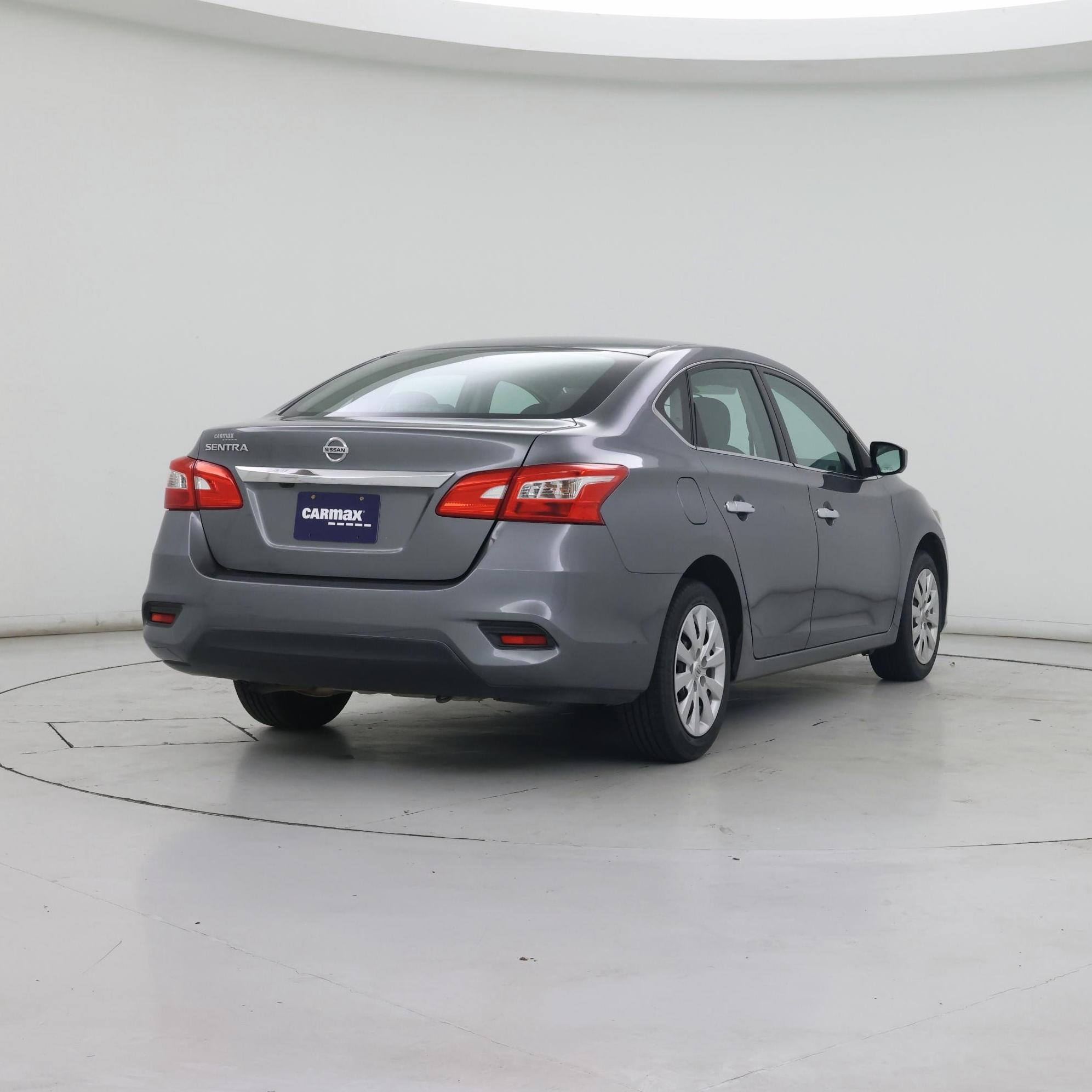 Thumbnail: 2018 Nissan Sentra - 8