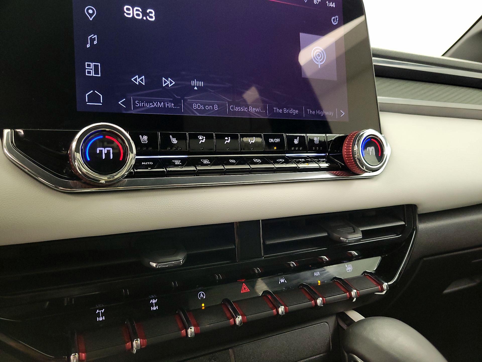 Thumbnail: 2024 GMC Canyon - 17