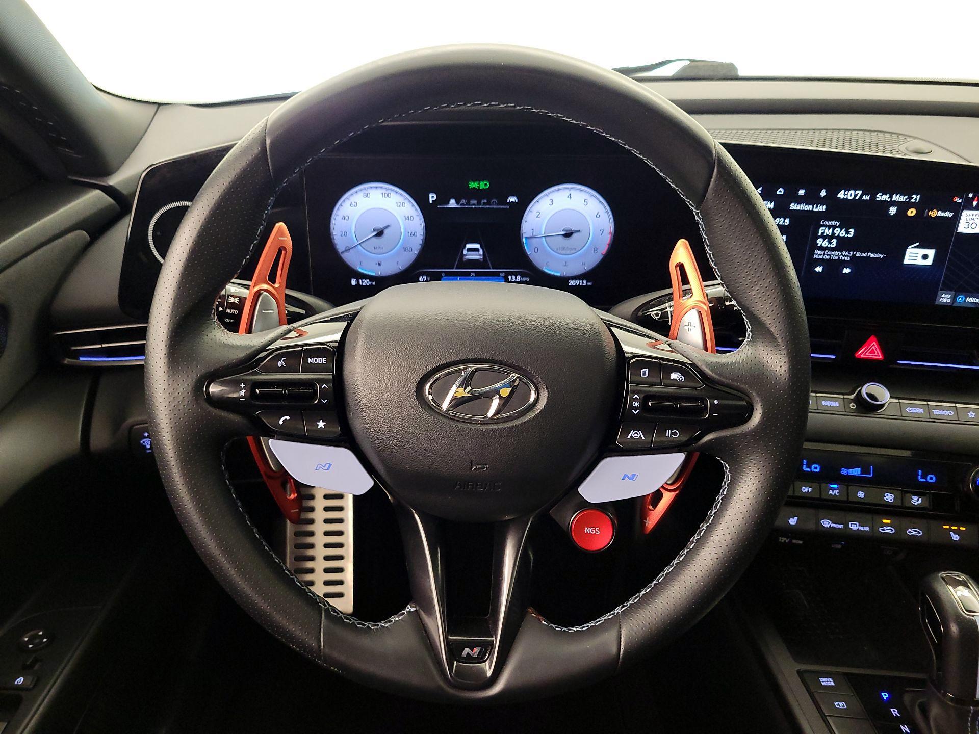 Thumbnail: 2022 Hyundai Elantra - 10