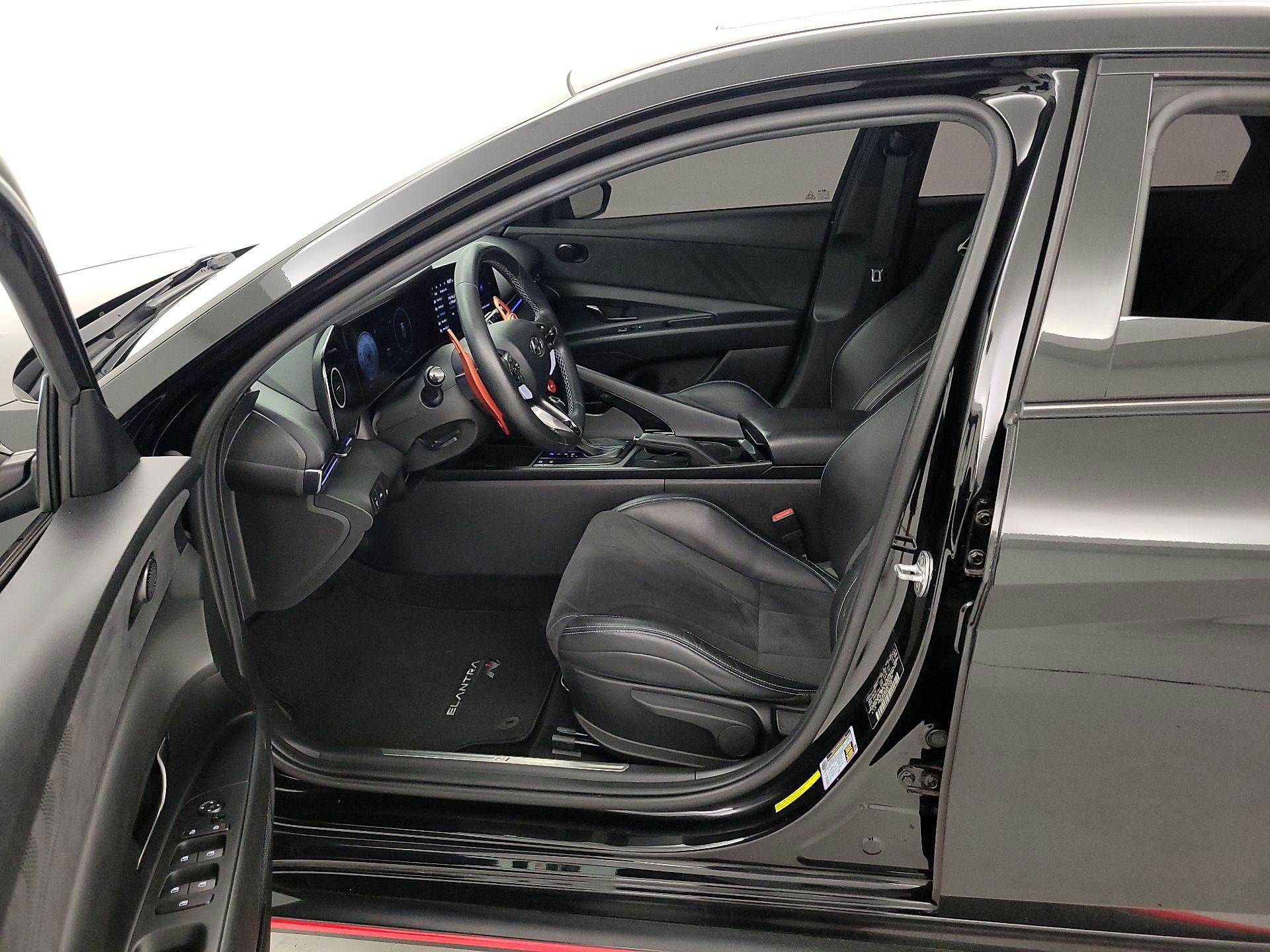 Thumbnail: 2022 Hyundai Elantra - 11