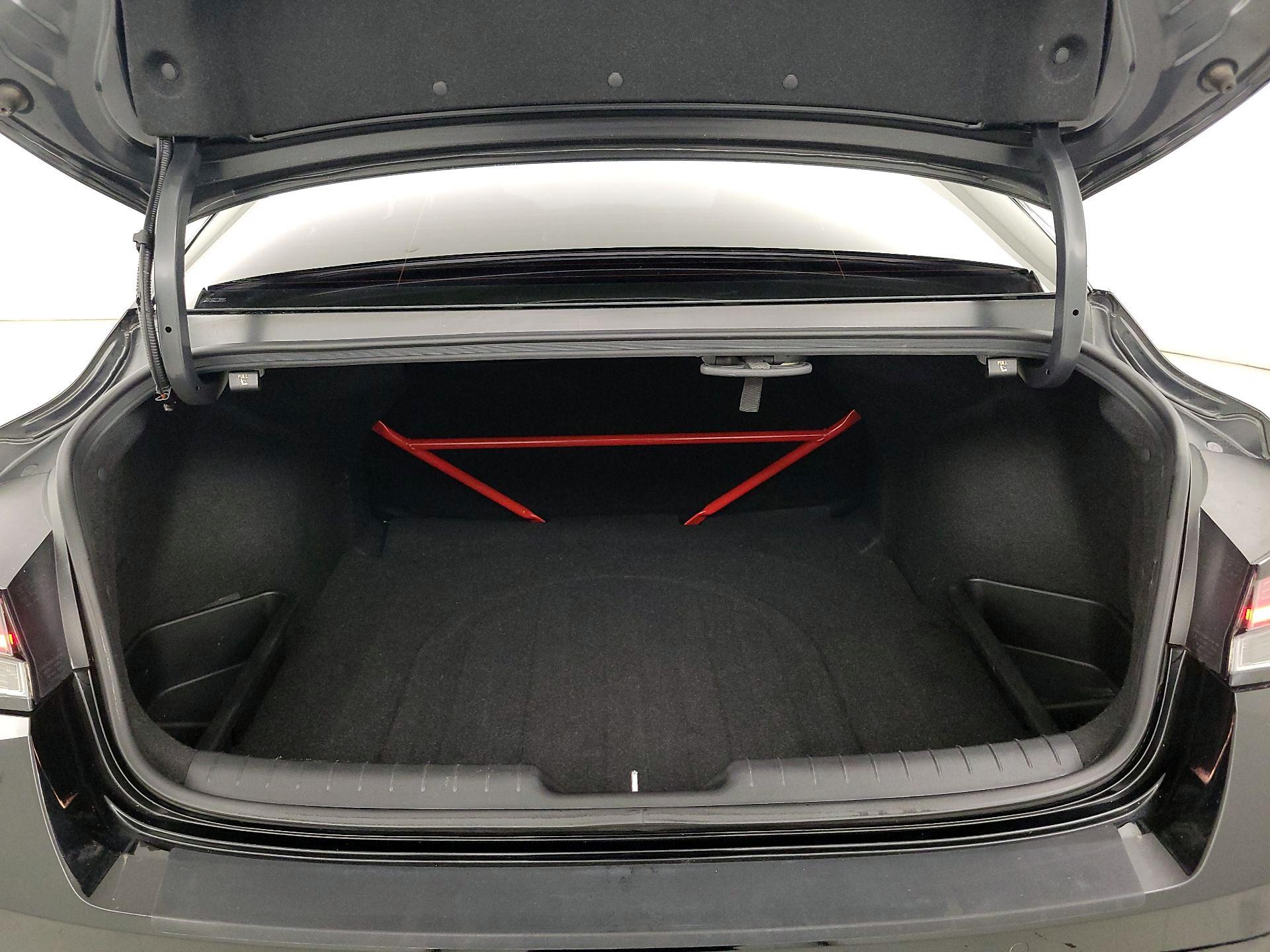 Thumbnail: 2022 Hyundai Elantra - 20