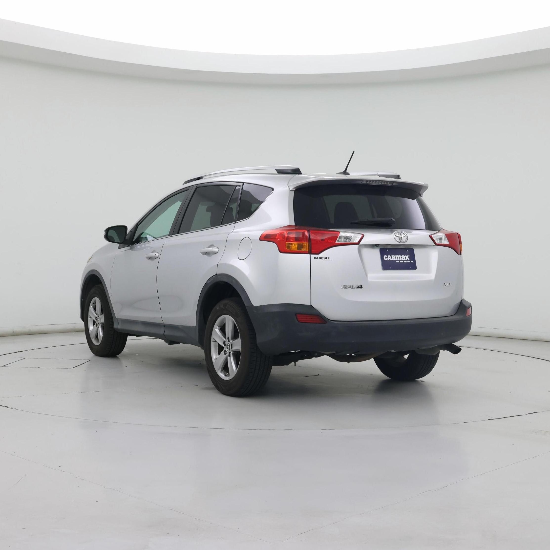 Thumbnail: 2015 Toyota RAV4 - 2