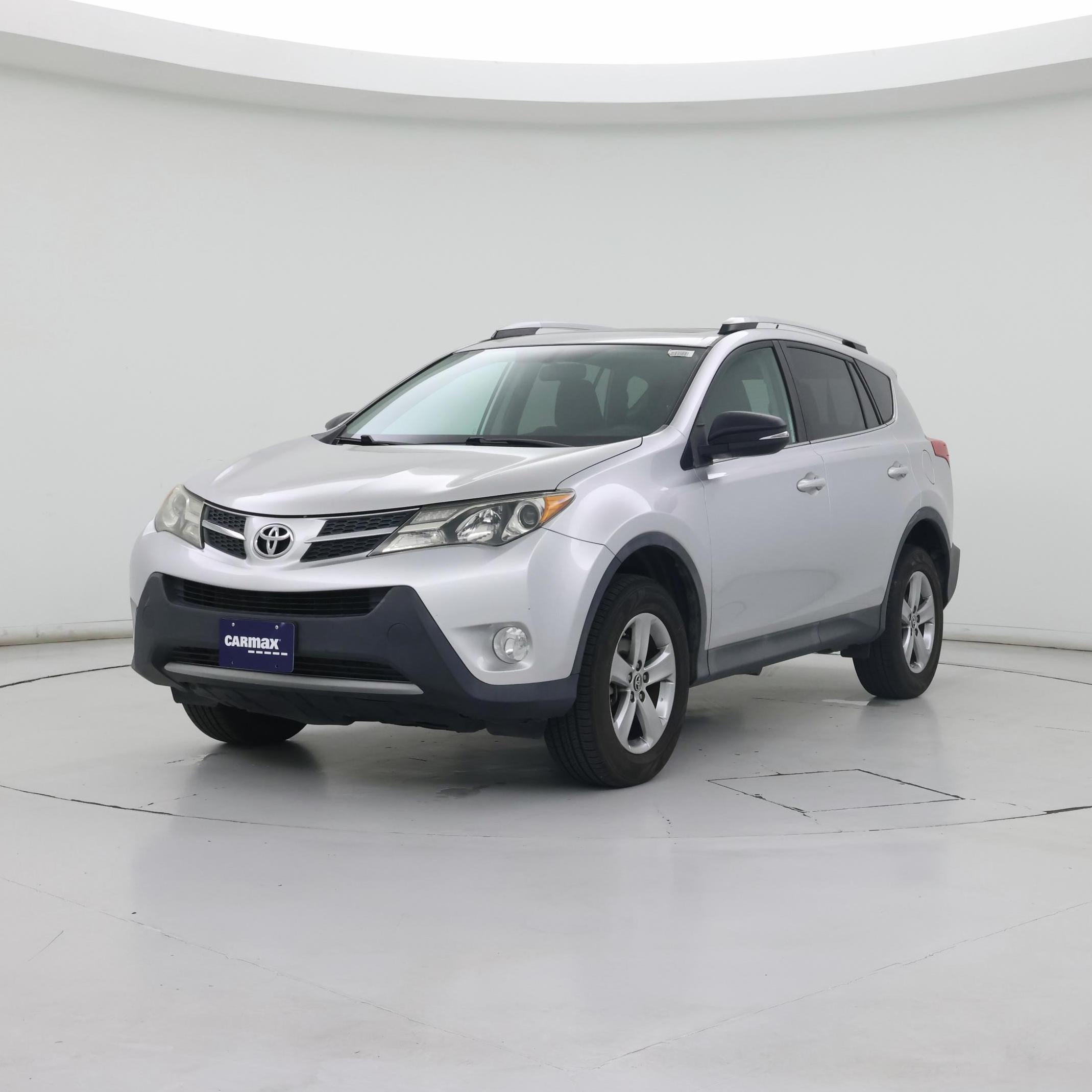 Thumbnail: 2015 Toyota RAV4 - 4