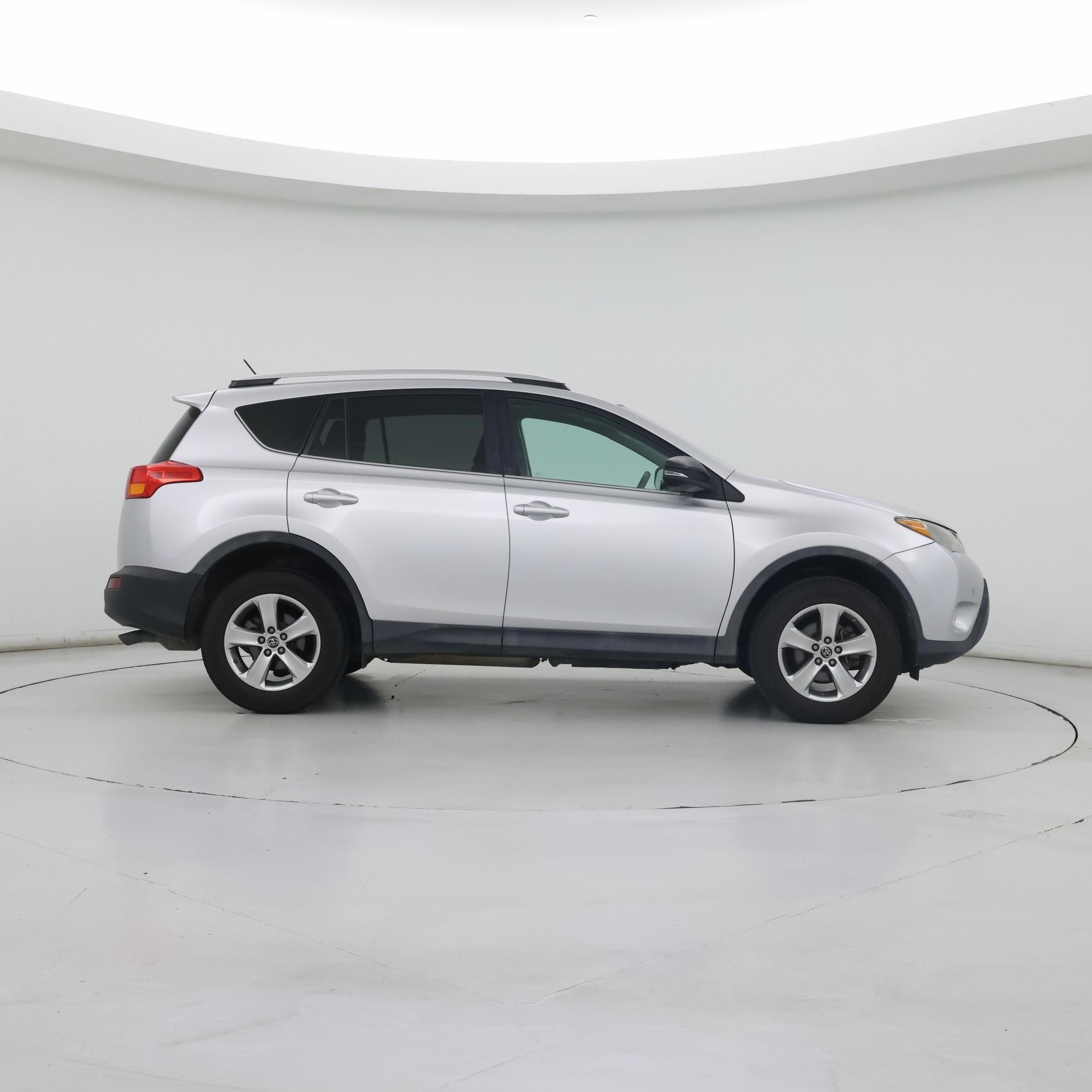 Thumbnail: 2015 Toyota RAV4 - 7