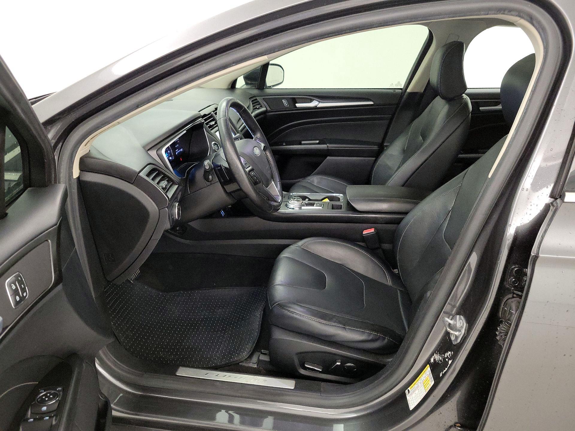 Thumbnail: 2020 Ford Fusion - 11