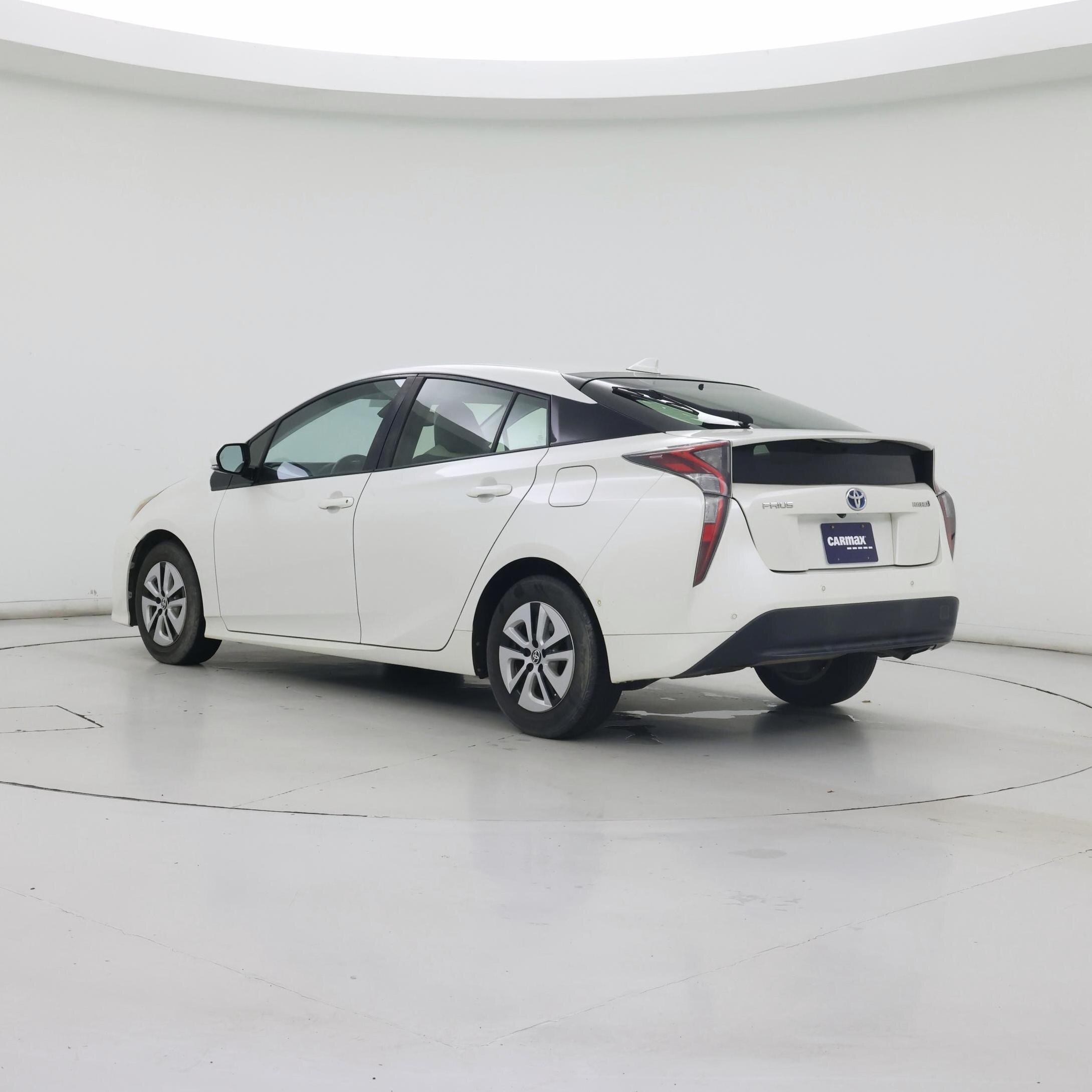 Thumbnail: 2017 Toyota Prius - 2