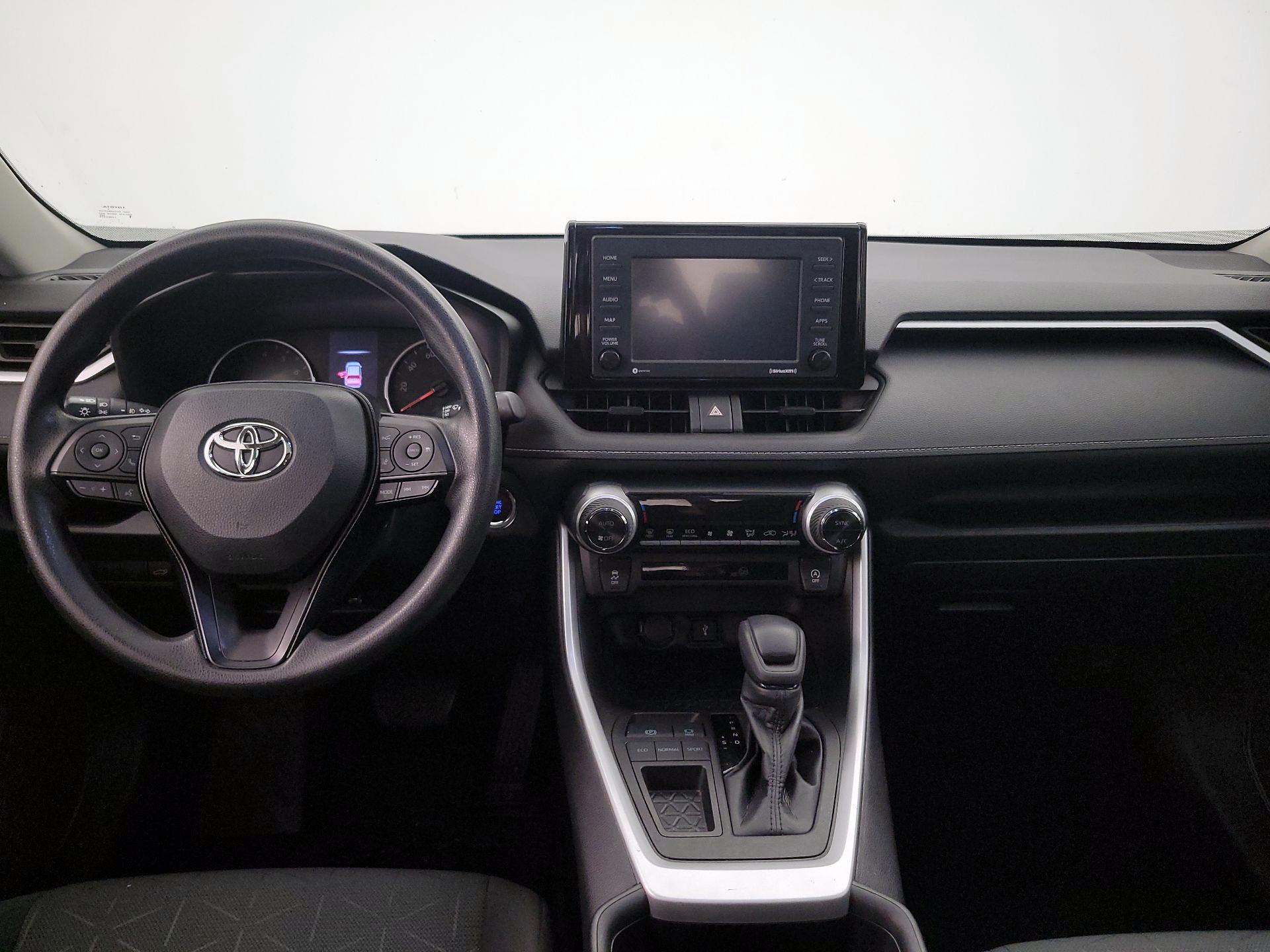 Thumbnail: 2021 Toyota RAV4 - 9