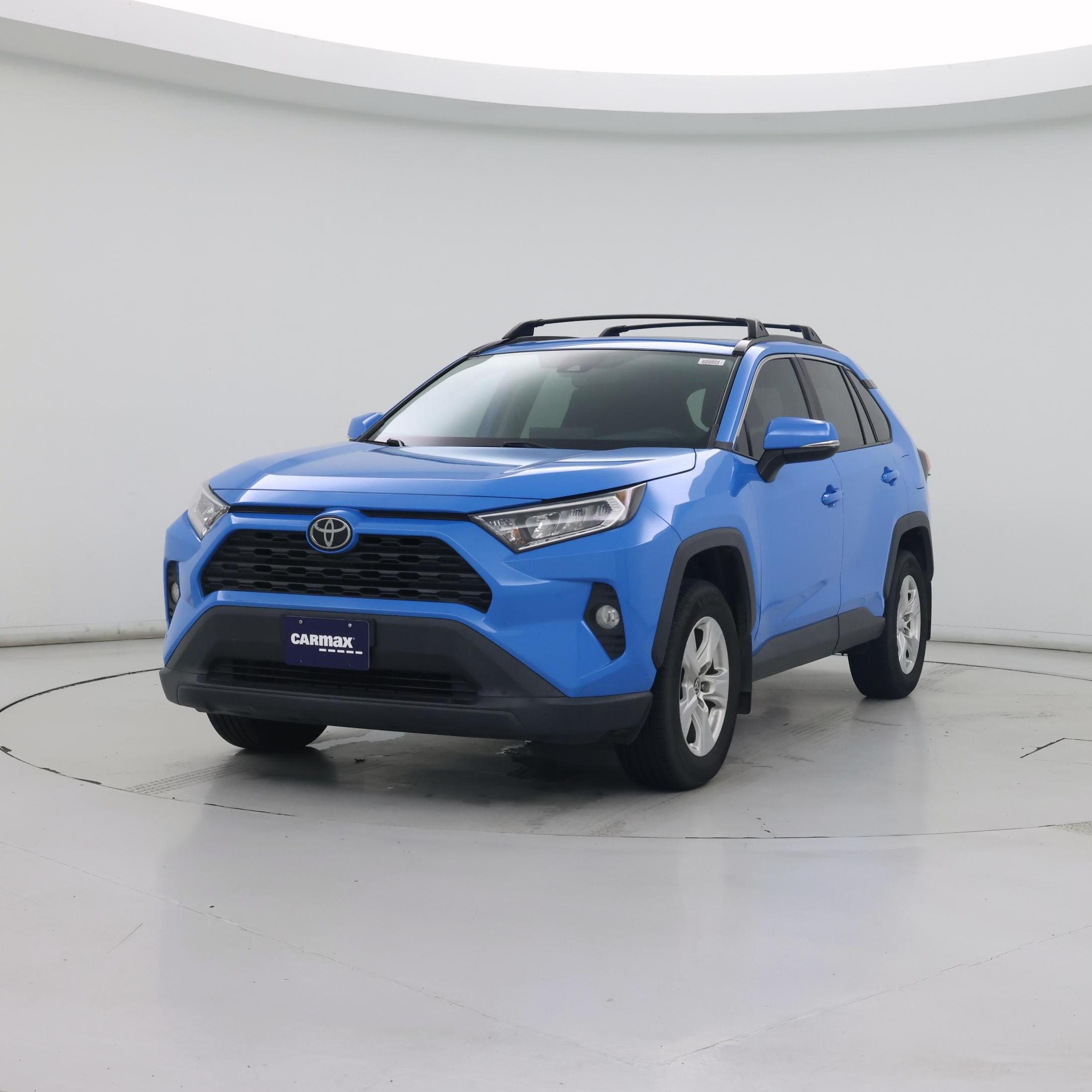 Thumbnail: 2021 Toyota RAV4 - 4