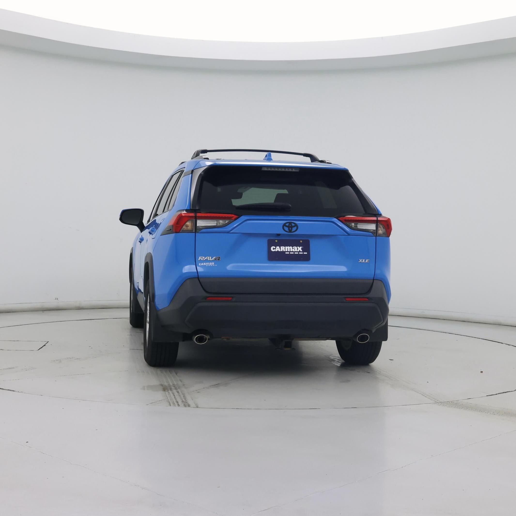 Thumbnail: 2021 Toyota RAV4 - 6