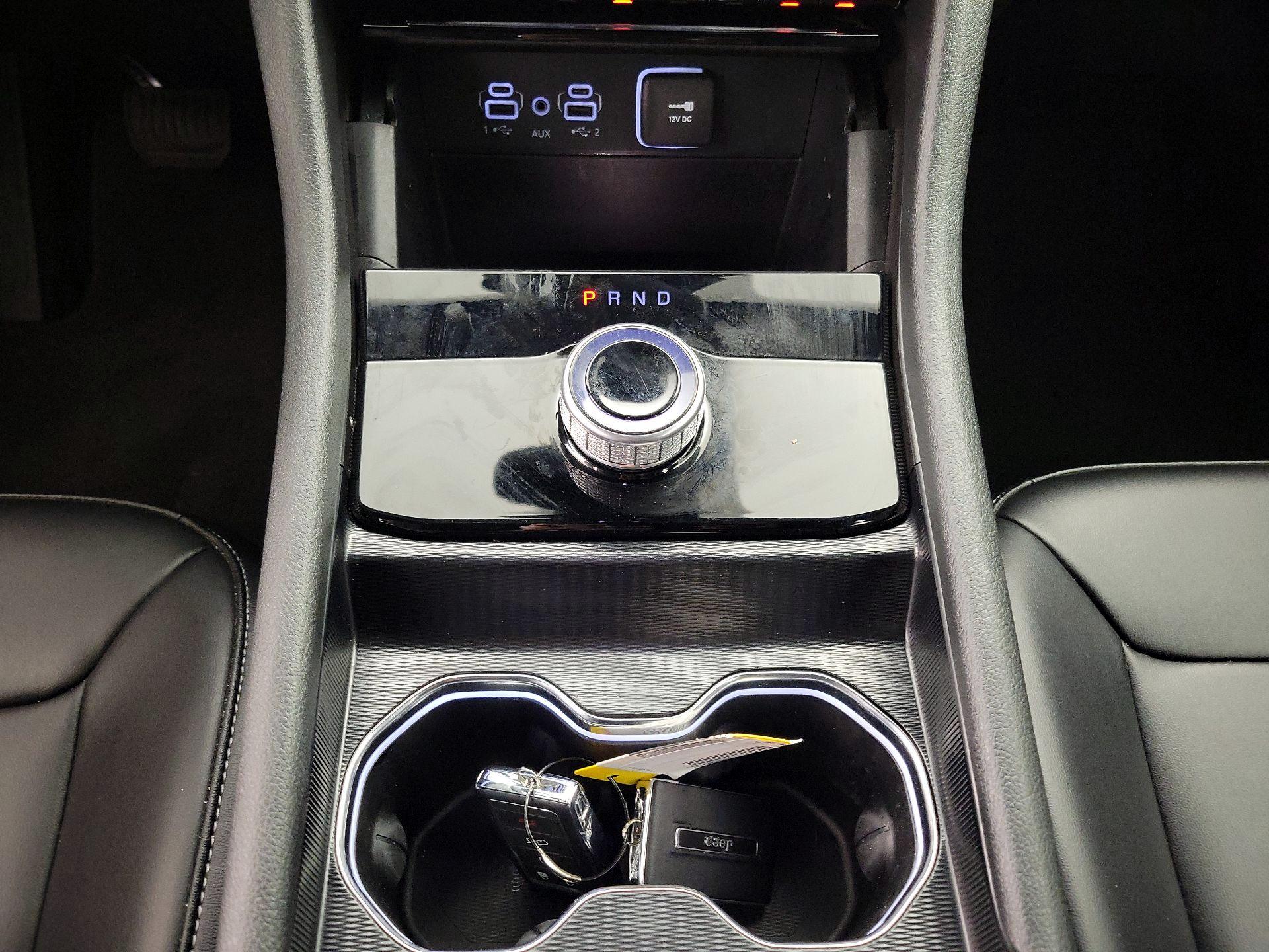 Thumbnail: 2024 Jeep Grand Cherokee - 18