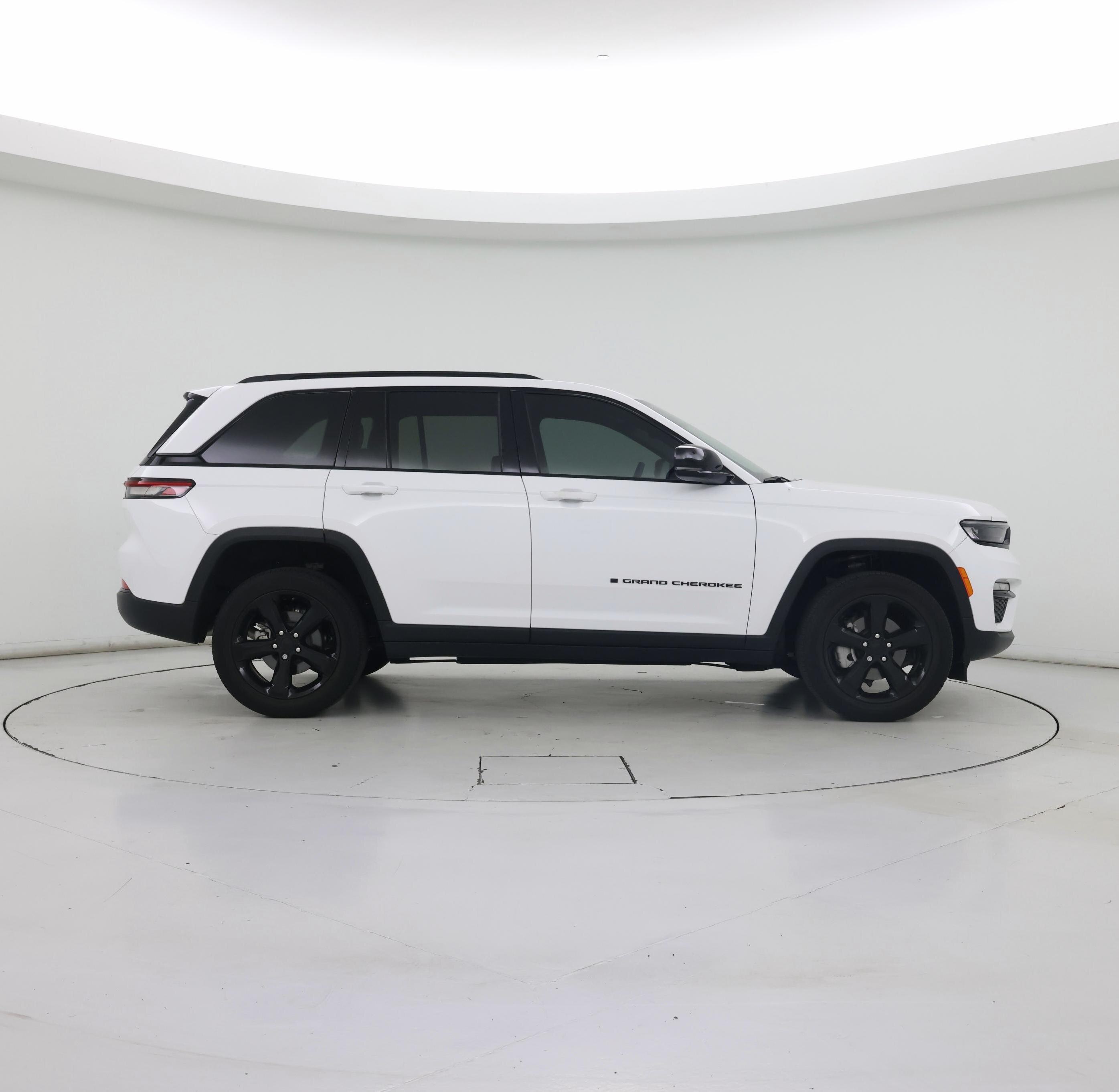Thumbnail: 2024 Jeep Grand Cherokee - 7