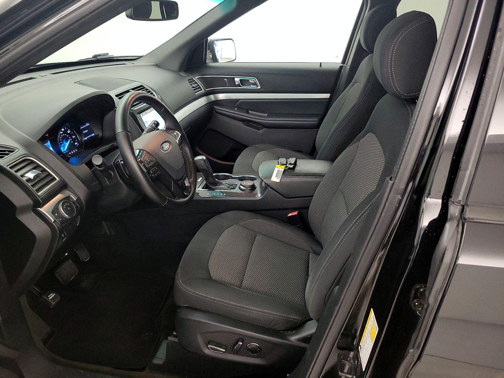 Thumbnail: 2017 Ford Explorer - 11