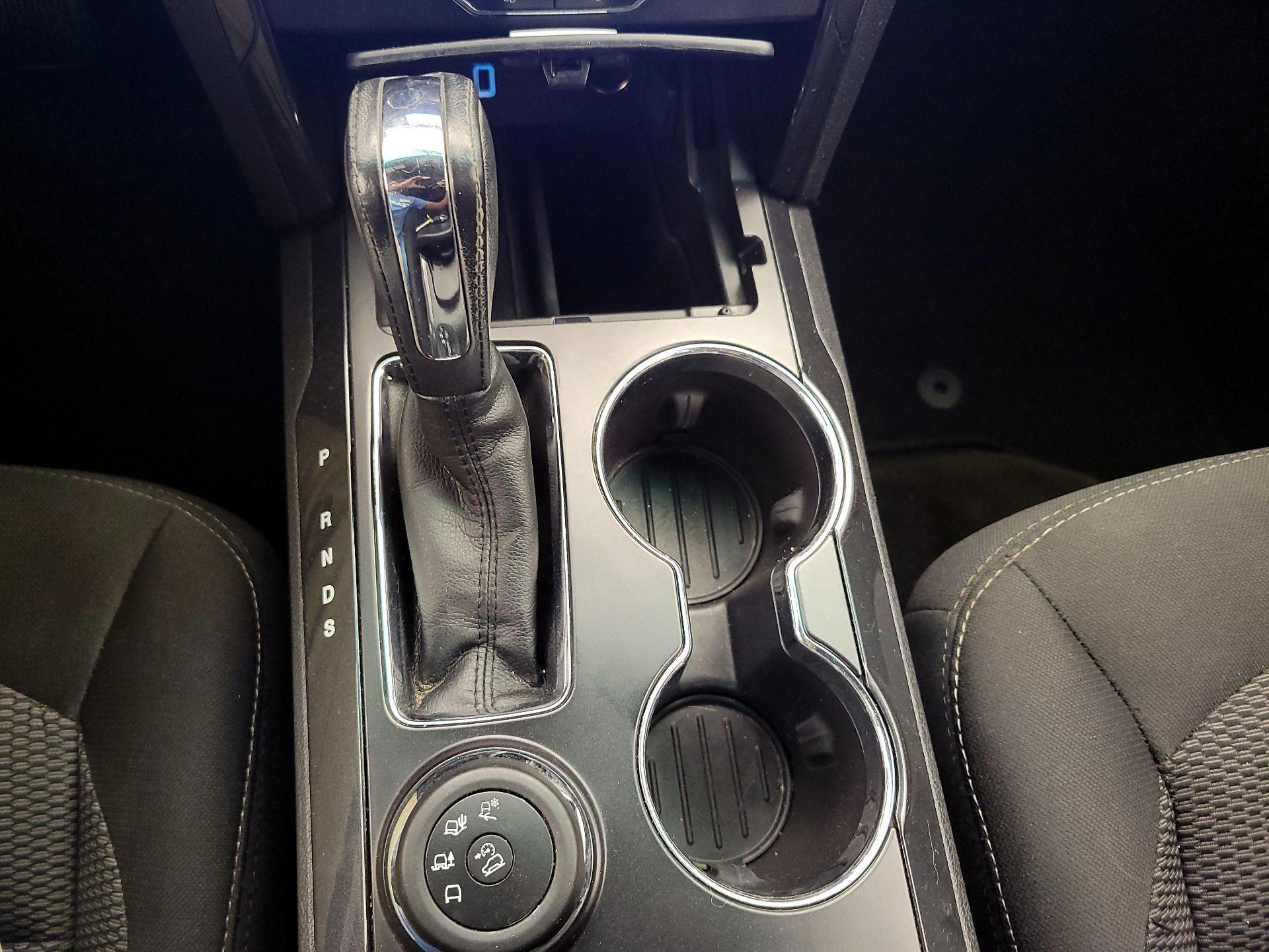 Thumbnail: 2017 Ford Explorer - 17