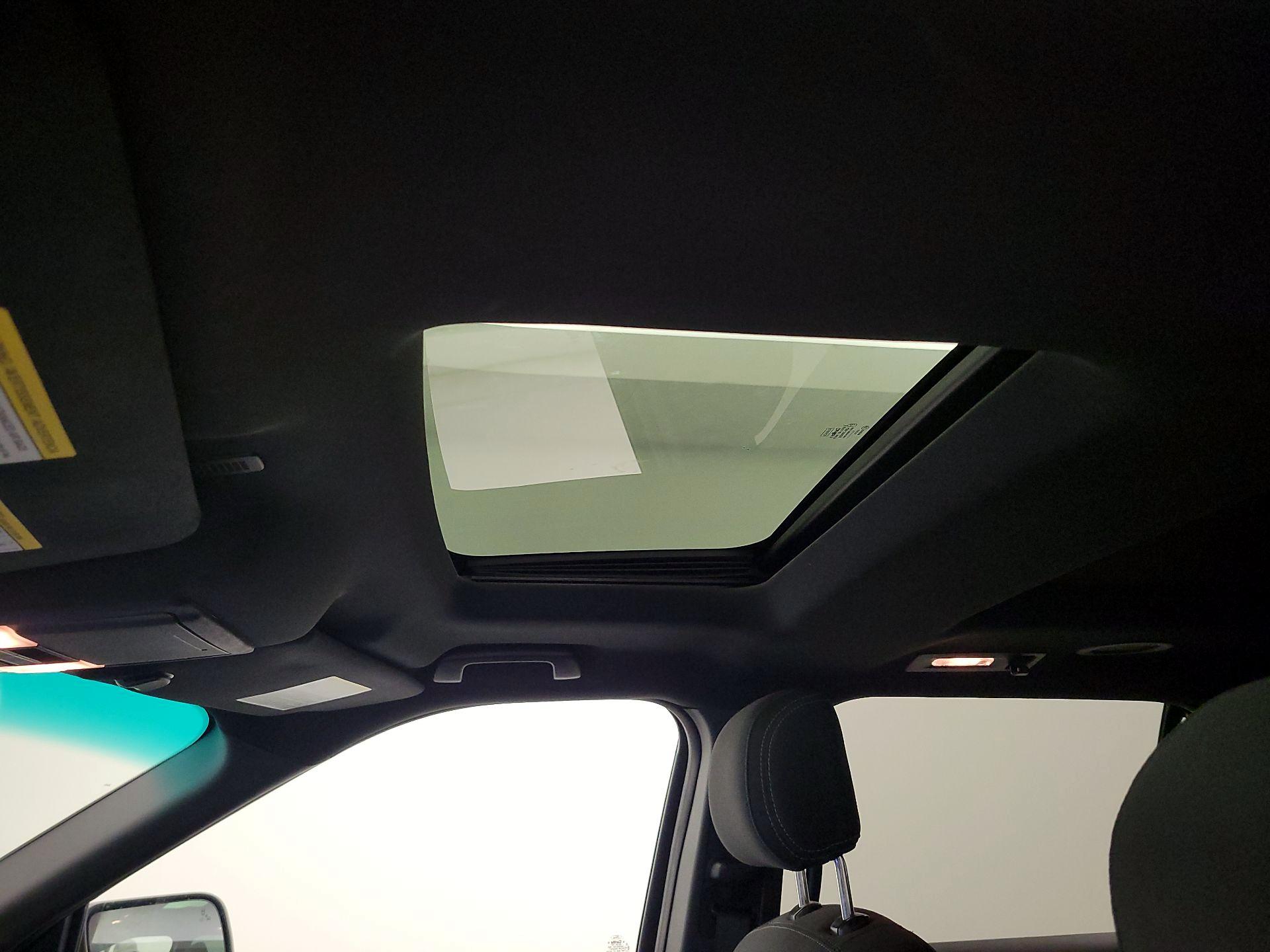 Thumbnail: 2017 Ford Explorer - 19