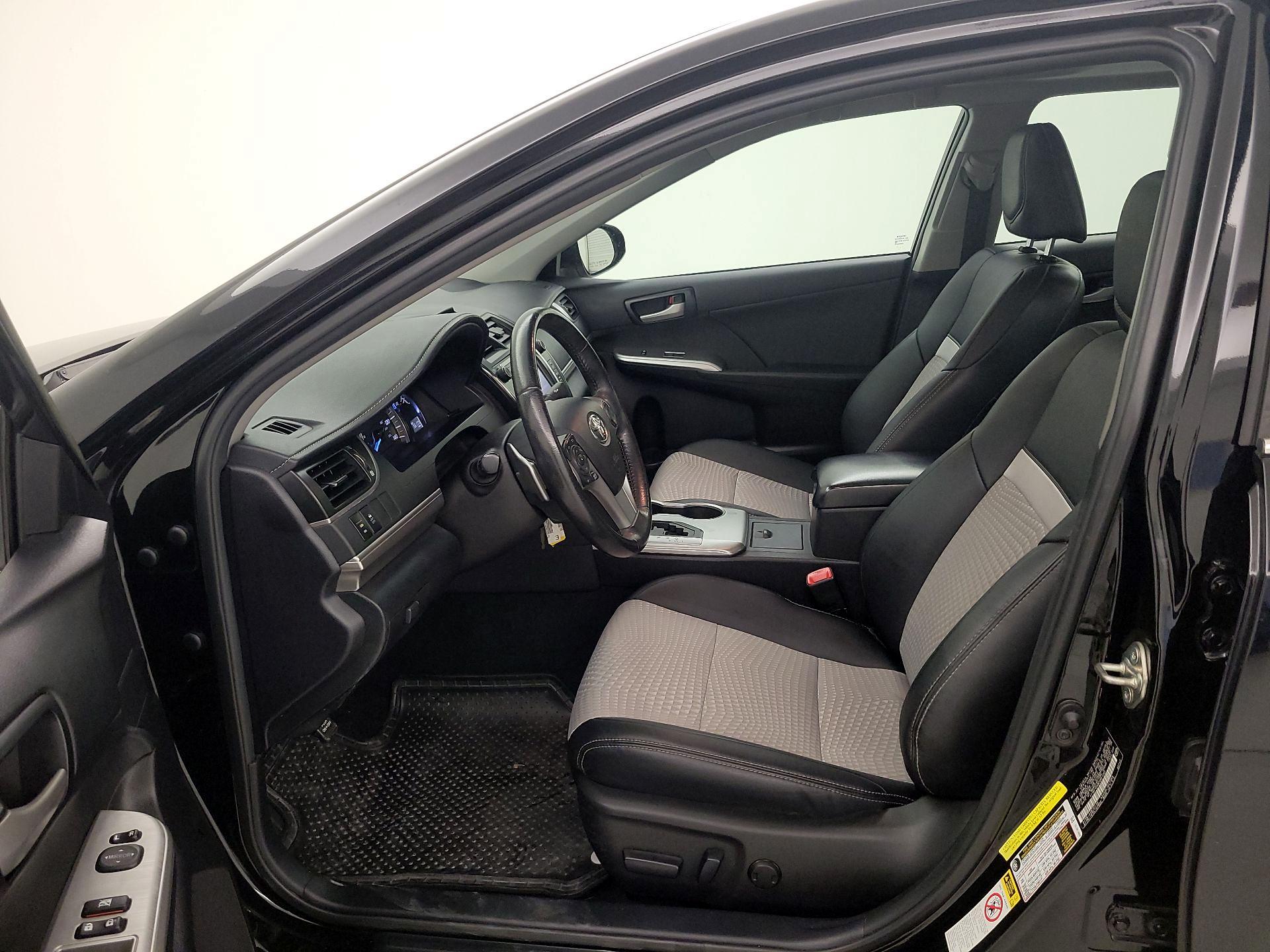 Thumbnail: 2014 Toyota Camry - 11